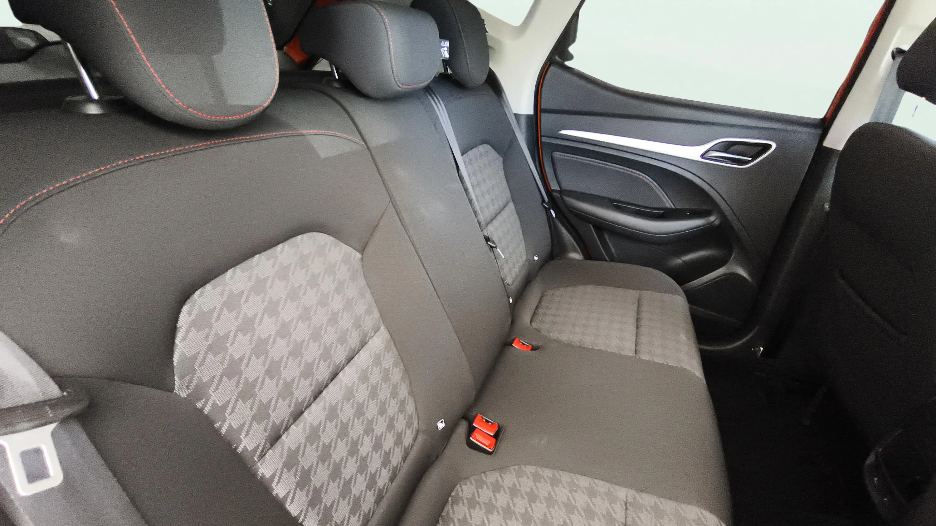 MG ZS 1.5 Comfort - foto 9