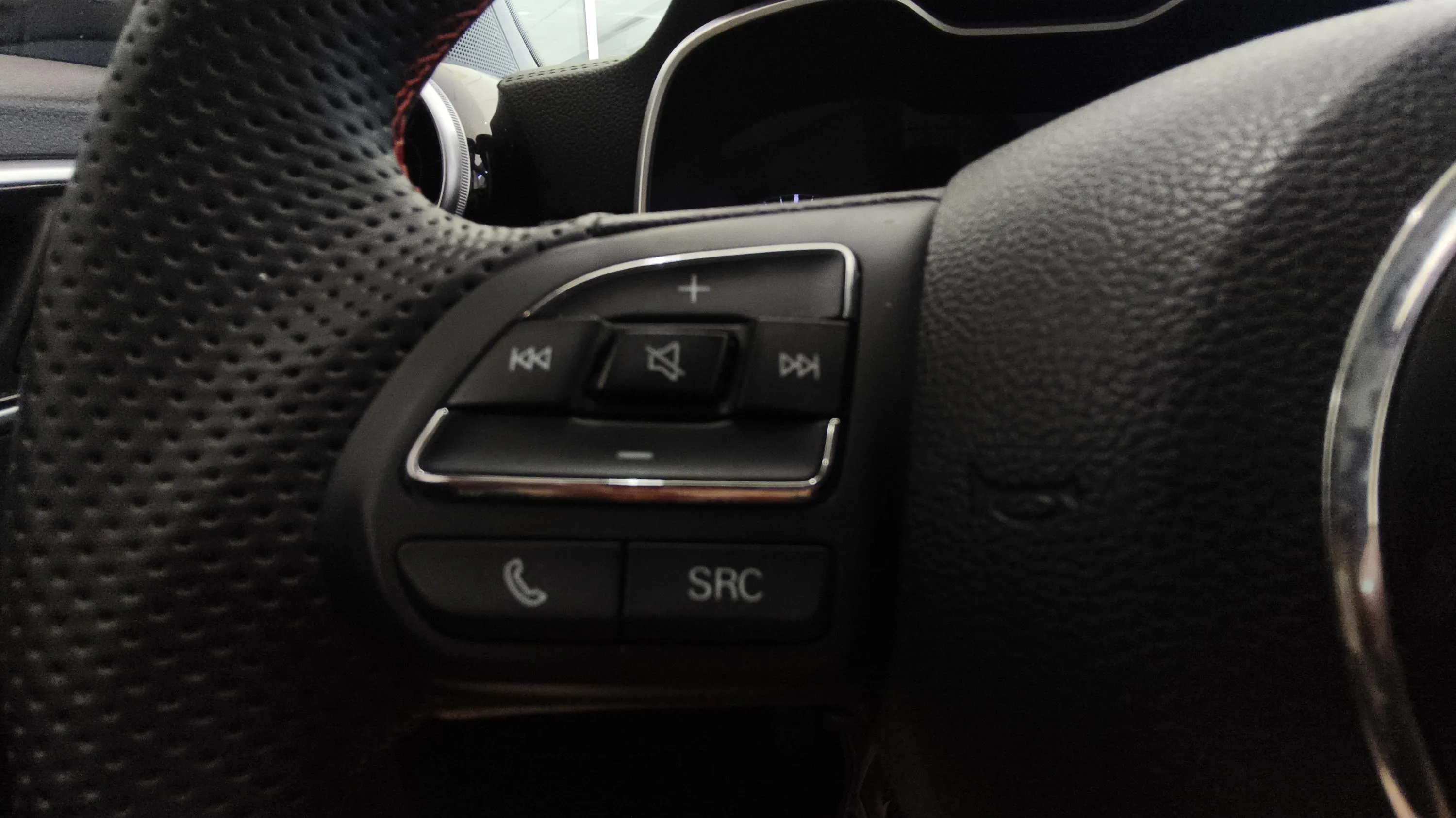 MG ZS 1.5 Comfort - foto 19