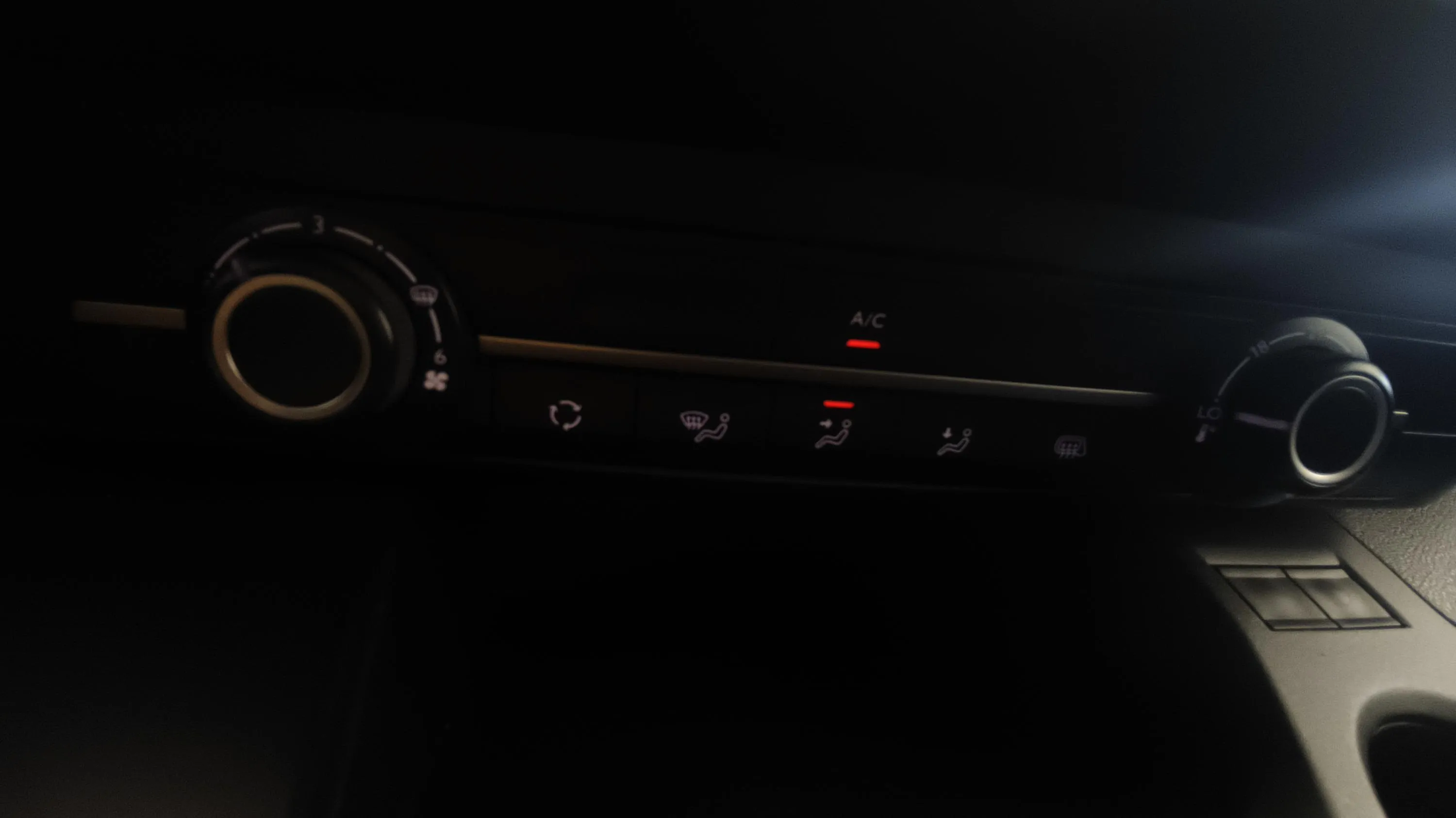Peugeot Partner 1.5d - foto 17