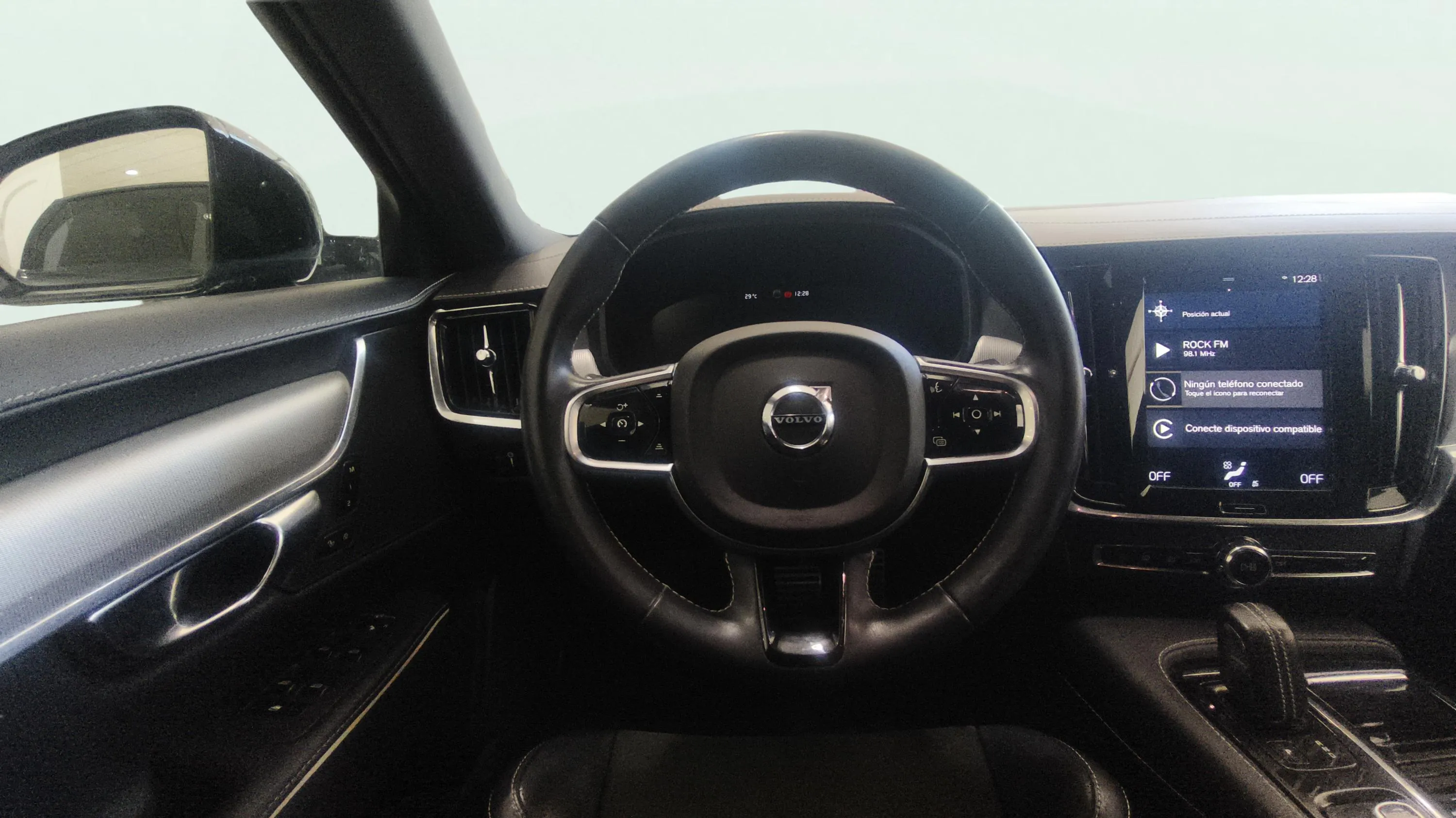 Volvo S90 2.0 T8 Twin AWD Business Plus - foto 12