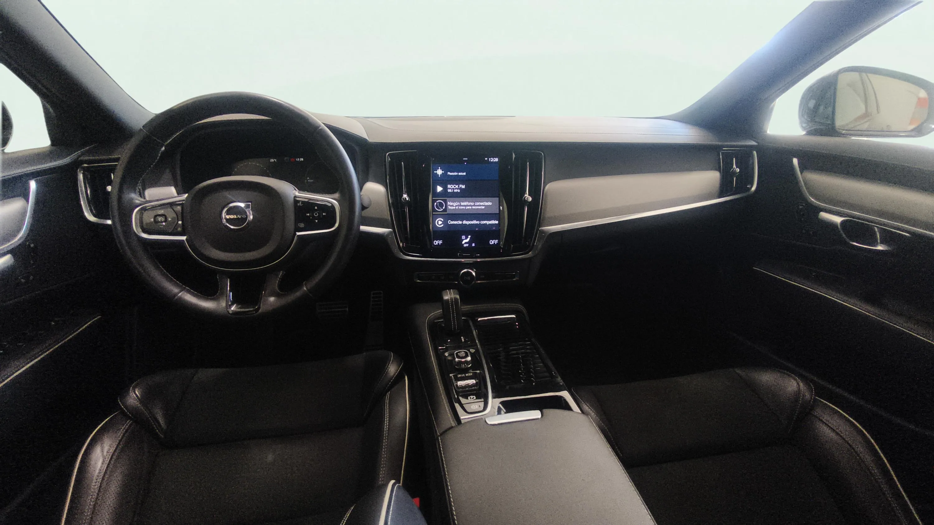 Volvo S90 2.0 T8 Twin AWD Business Plus - foto 10