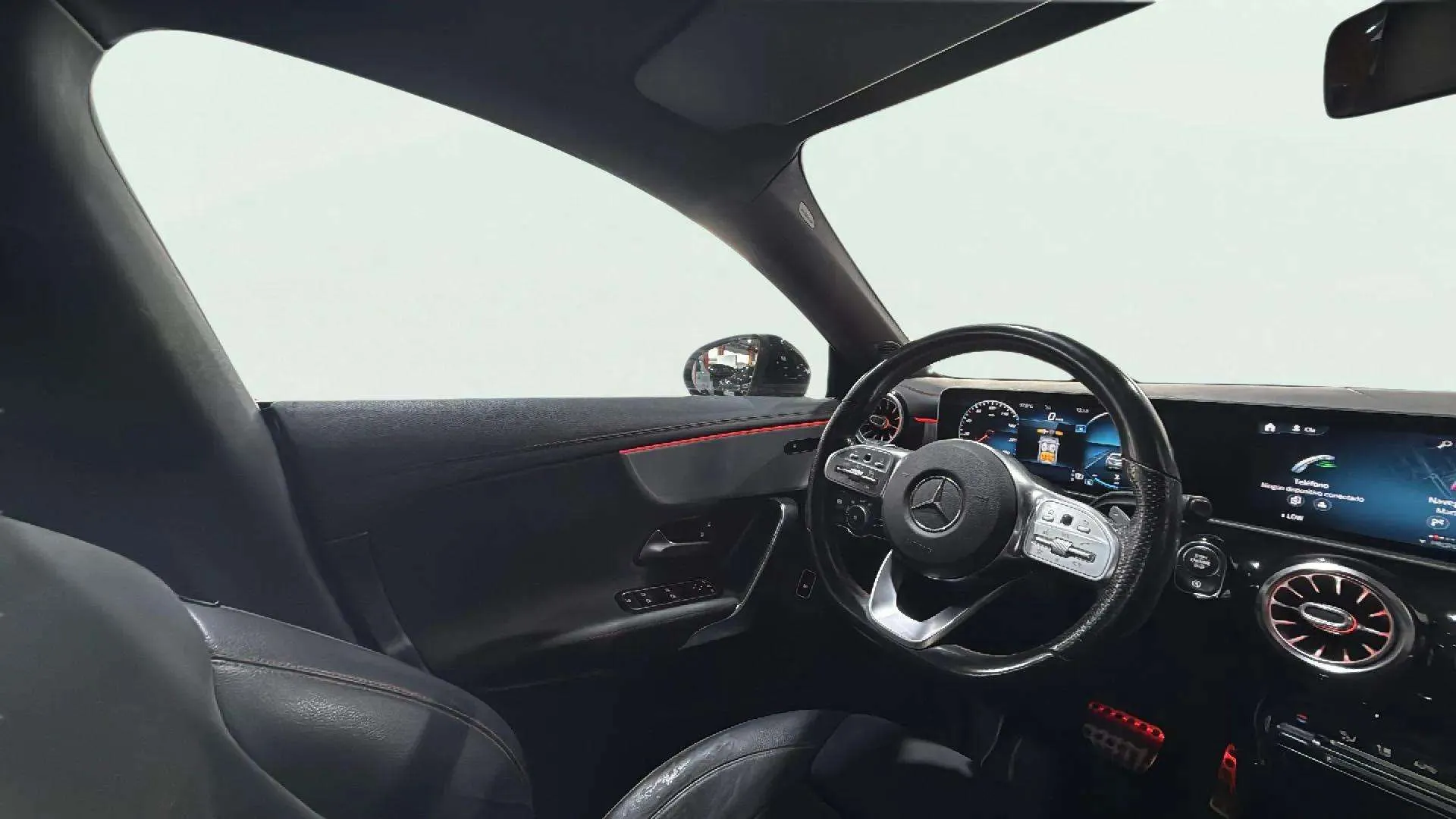 Mercedes-Benz CLA 200 - foto 14