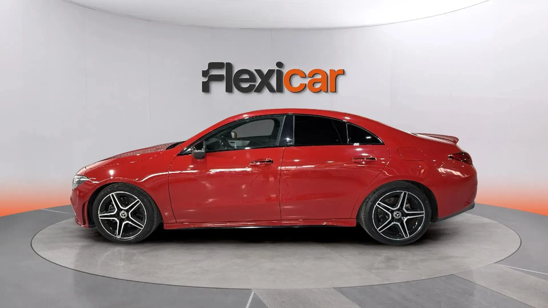 Mercedes-Benz CLA 200 - foto 4