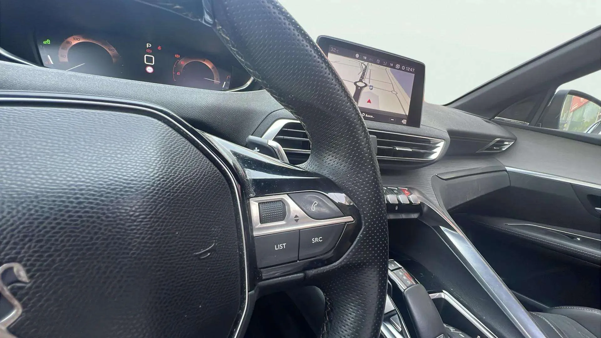 Peugeot 3008 2.0BLUEHDI GT - foto 23