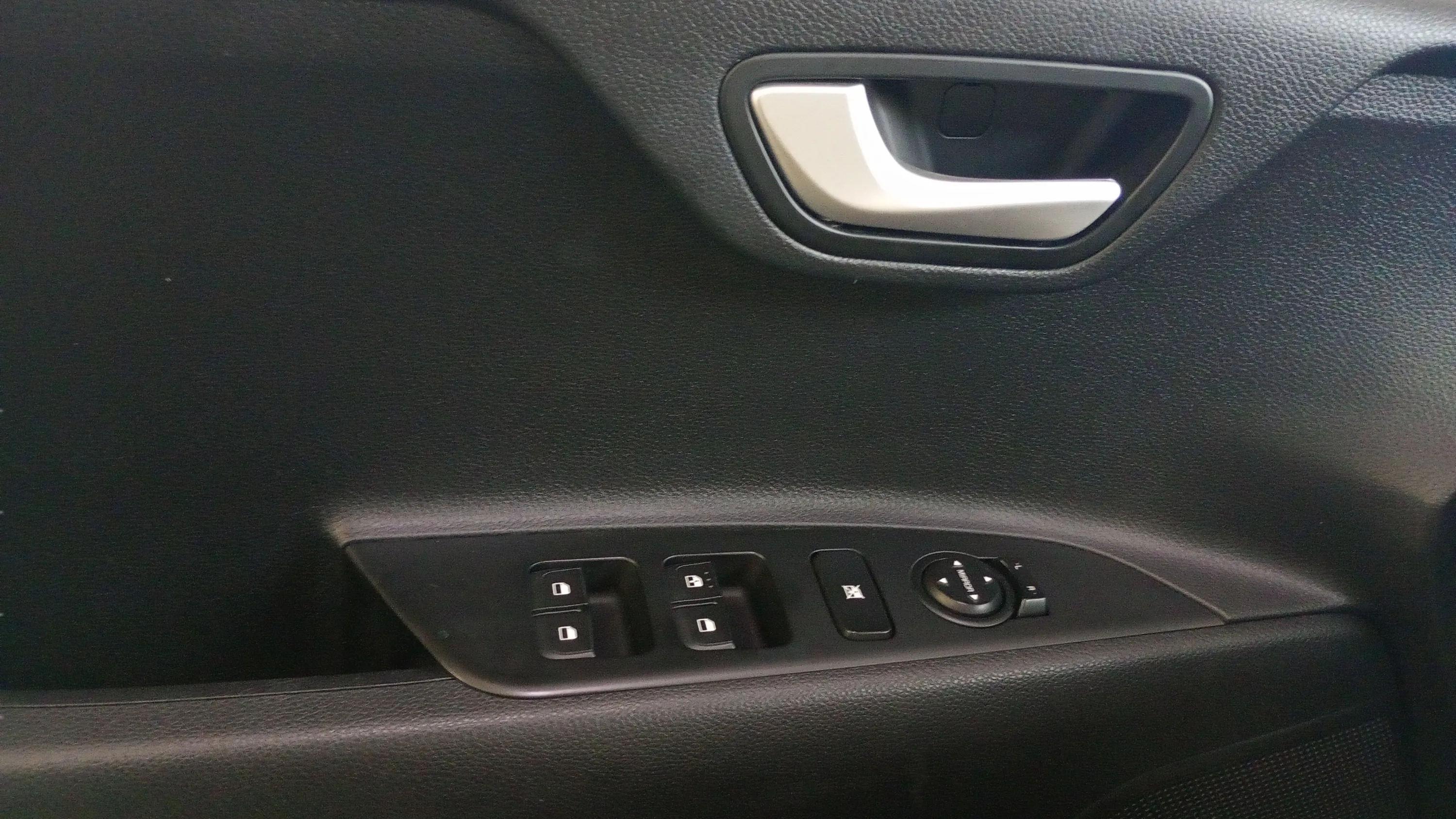 Kia Stonic 1.0 T-GDi MHEV iMT Concept - foto 17