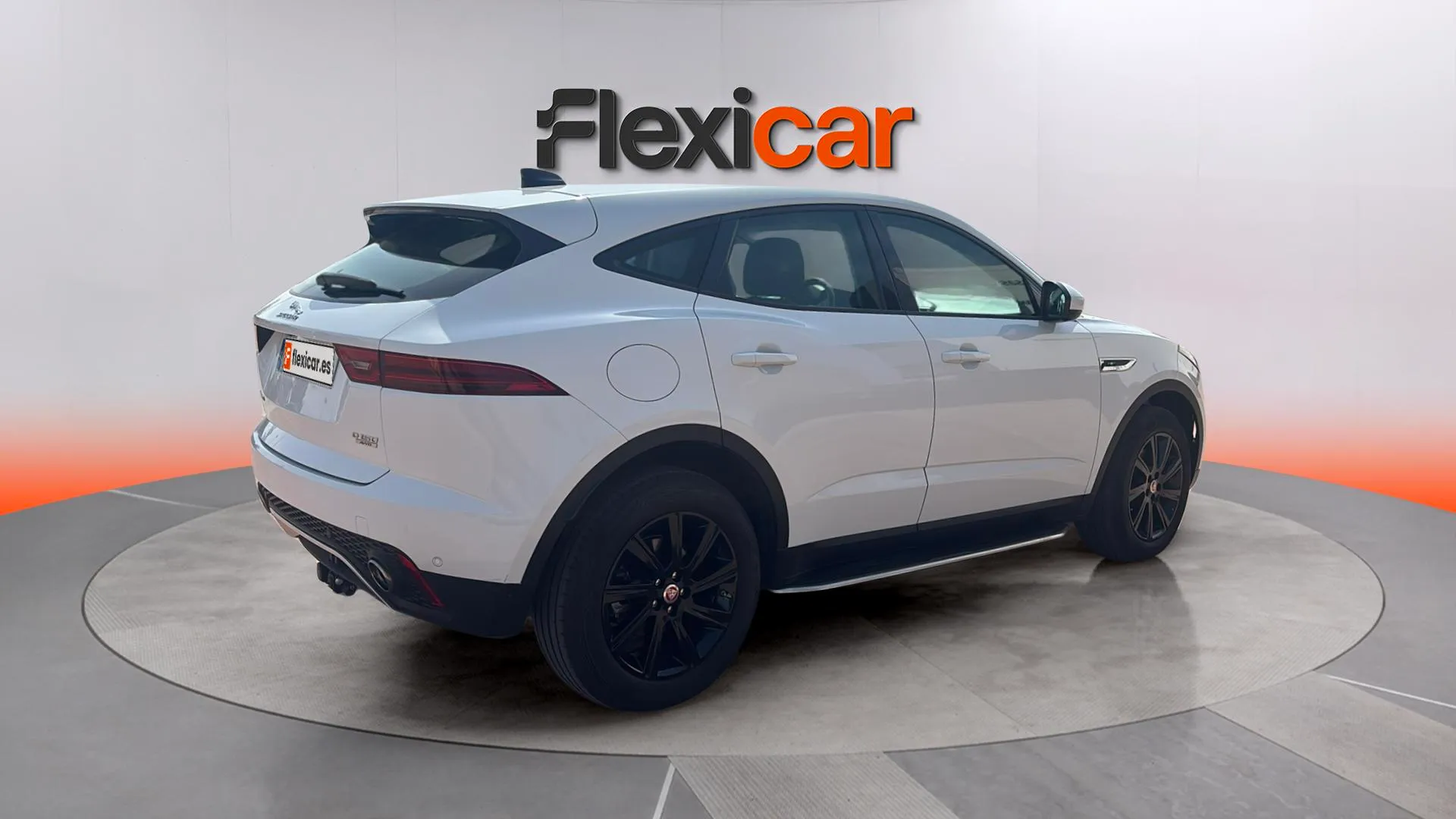 Jaguar E-Pace 2.0D 4WD - foto 7