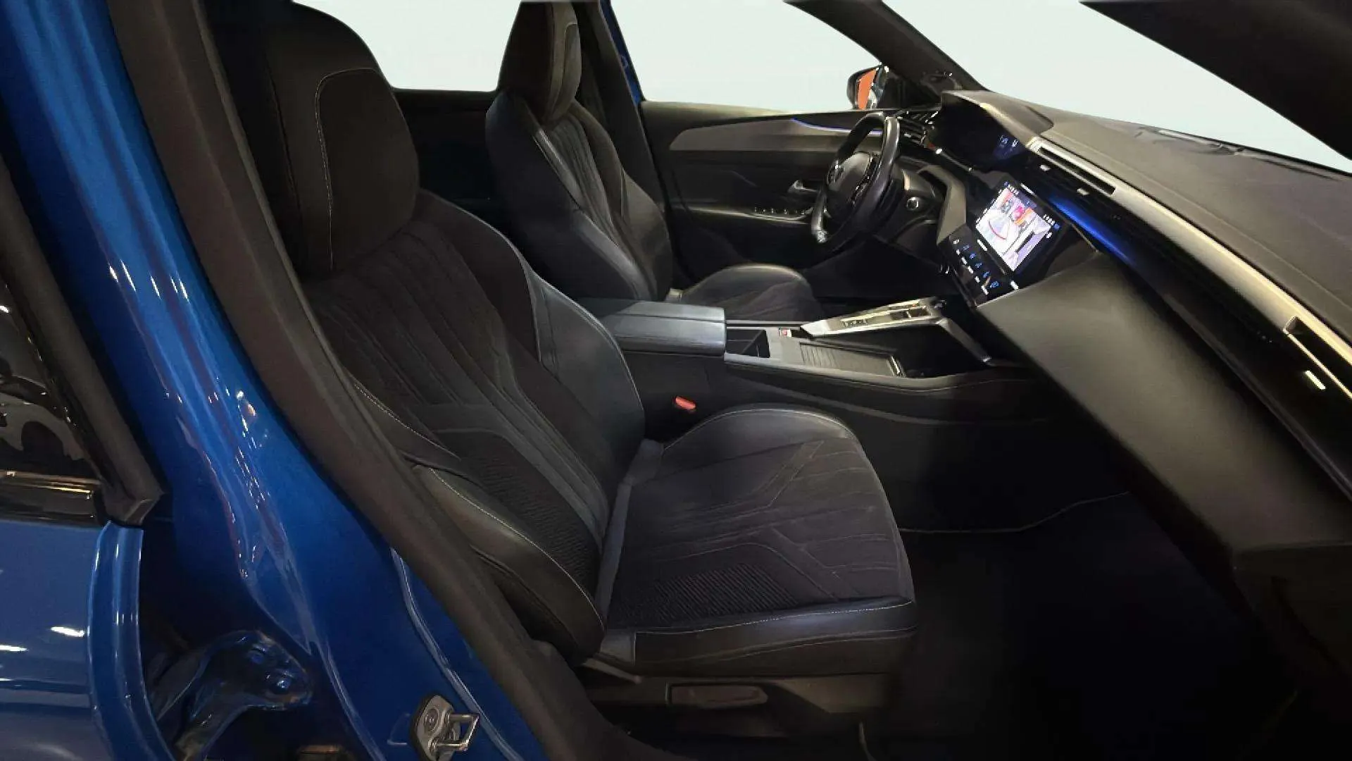 Peugeot 308 GT - foto 11