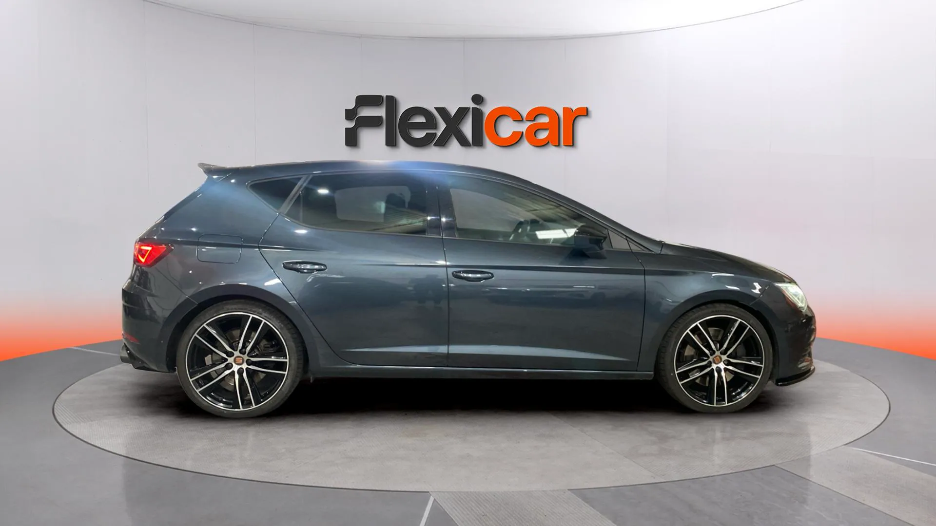 SEAT León 2.0 TSI DSG-7 Cupra - foto 7
