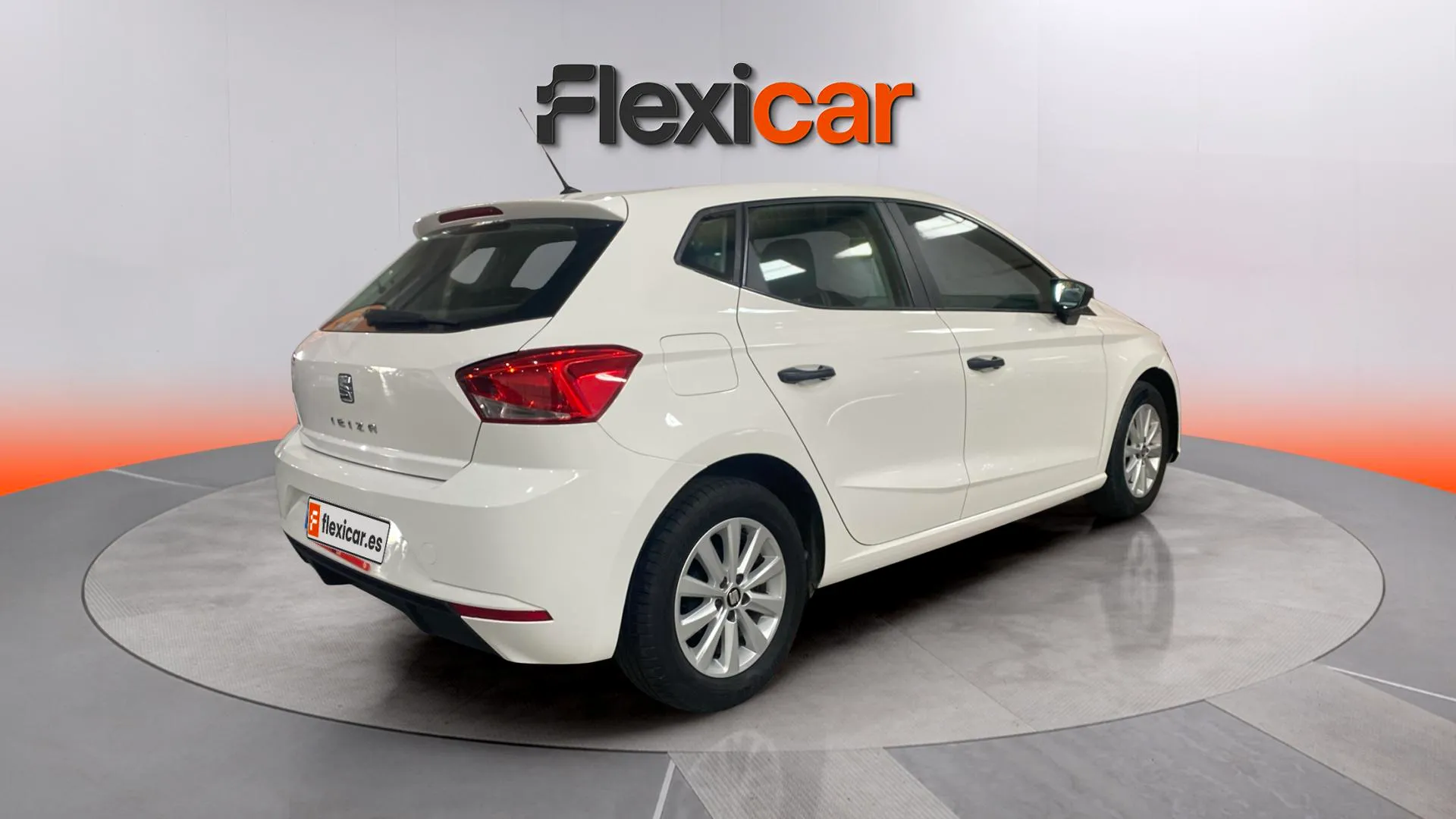 SEAT Ibiza 1.6 TDI Reference - foto 4