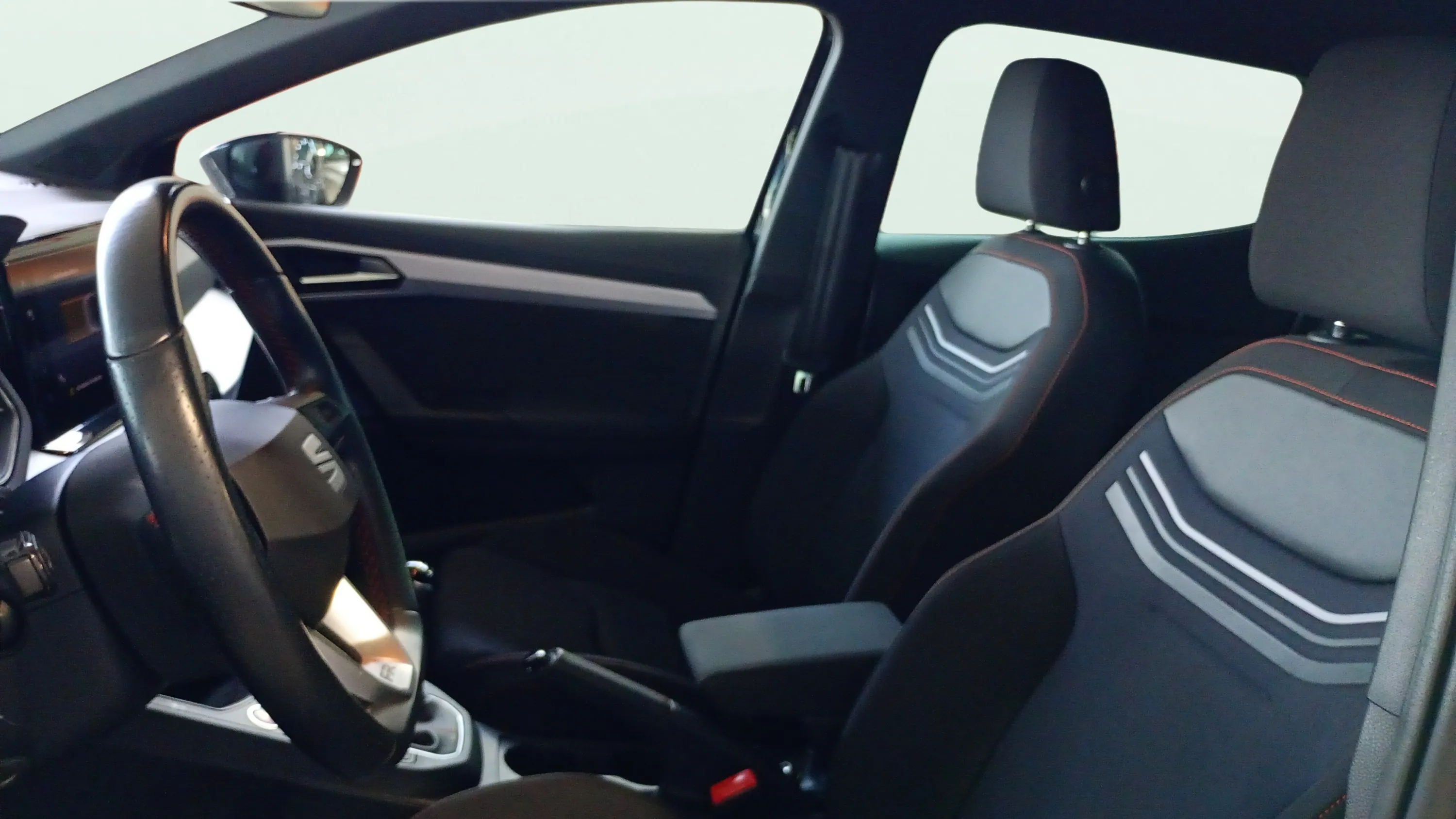 SEAT Ibiza 1.0 TSI FR XL - foto 10