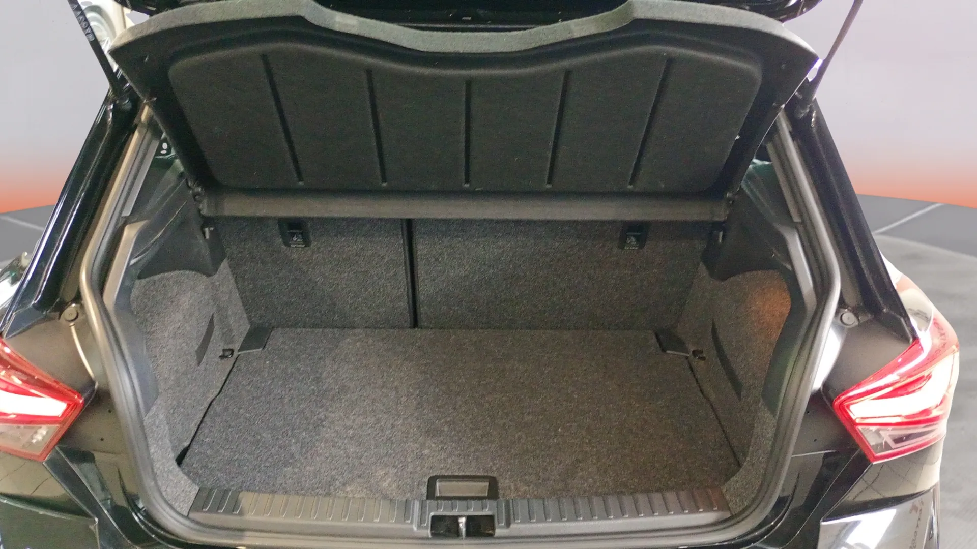 SEAT Ibiza 1.0 TSI FR XL - foto 21