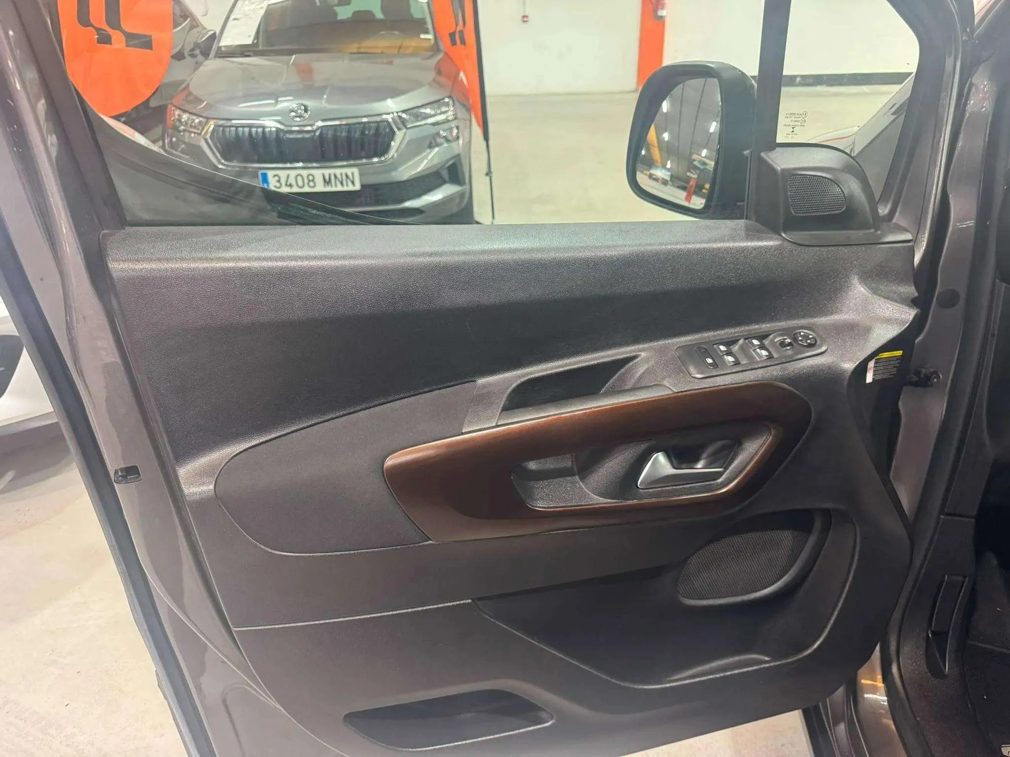 Peugeot Rifter GT Line Standard PureTech - foto 11