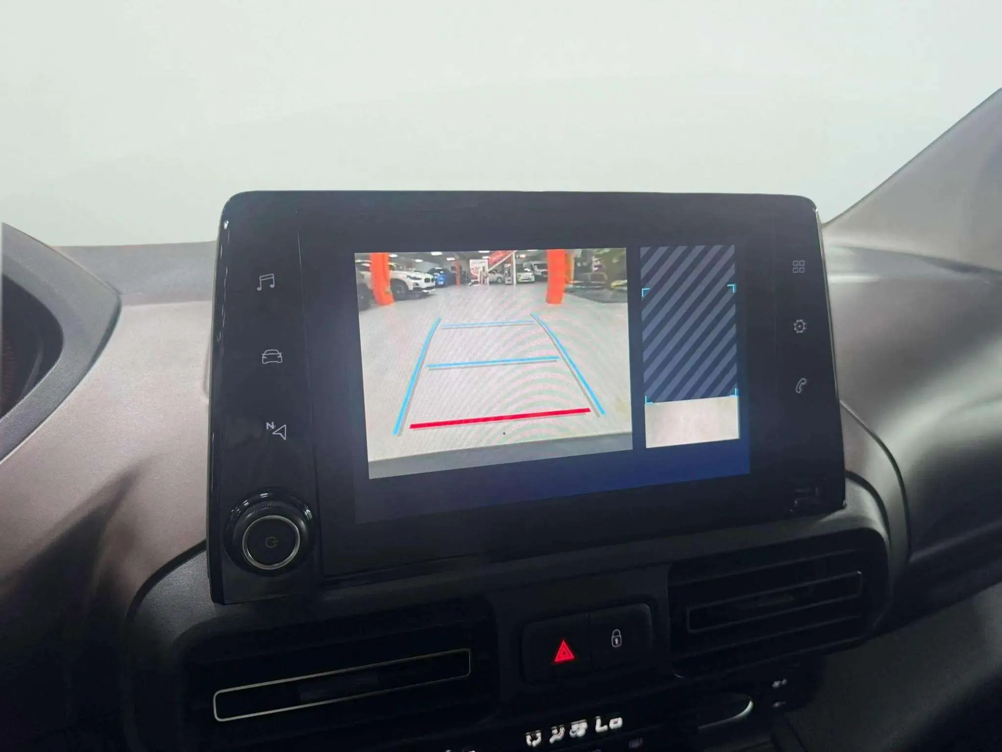 Peugeot Rifter GT Line Standard PureTech - foto 24