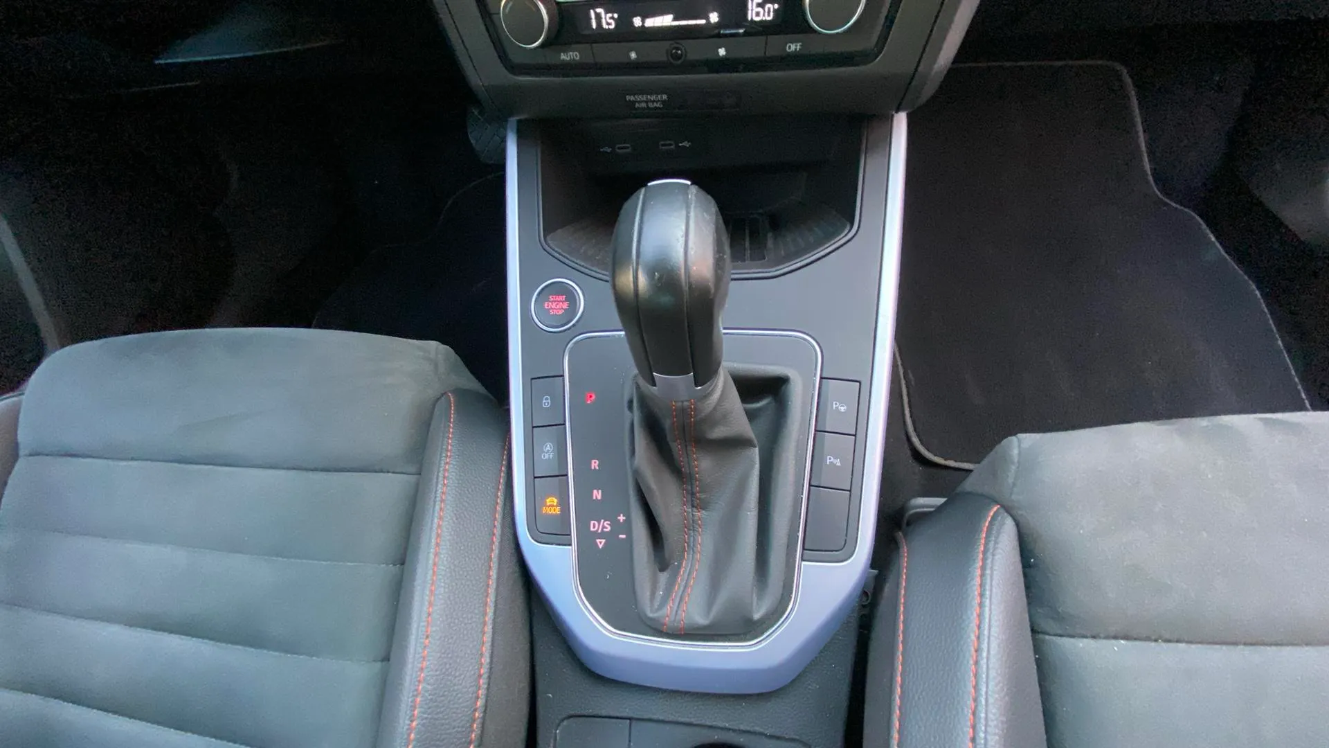 SEAT Arona 1.0 TSI DSG FR - foto 16