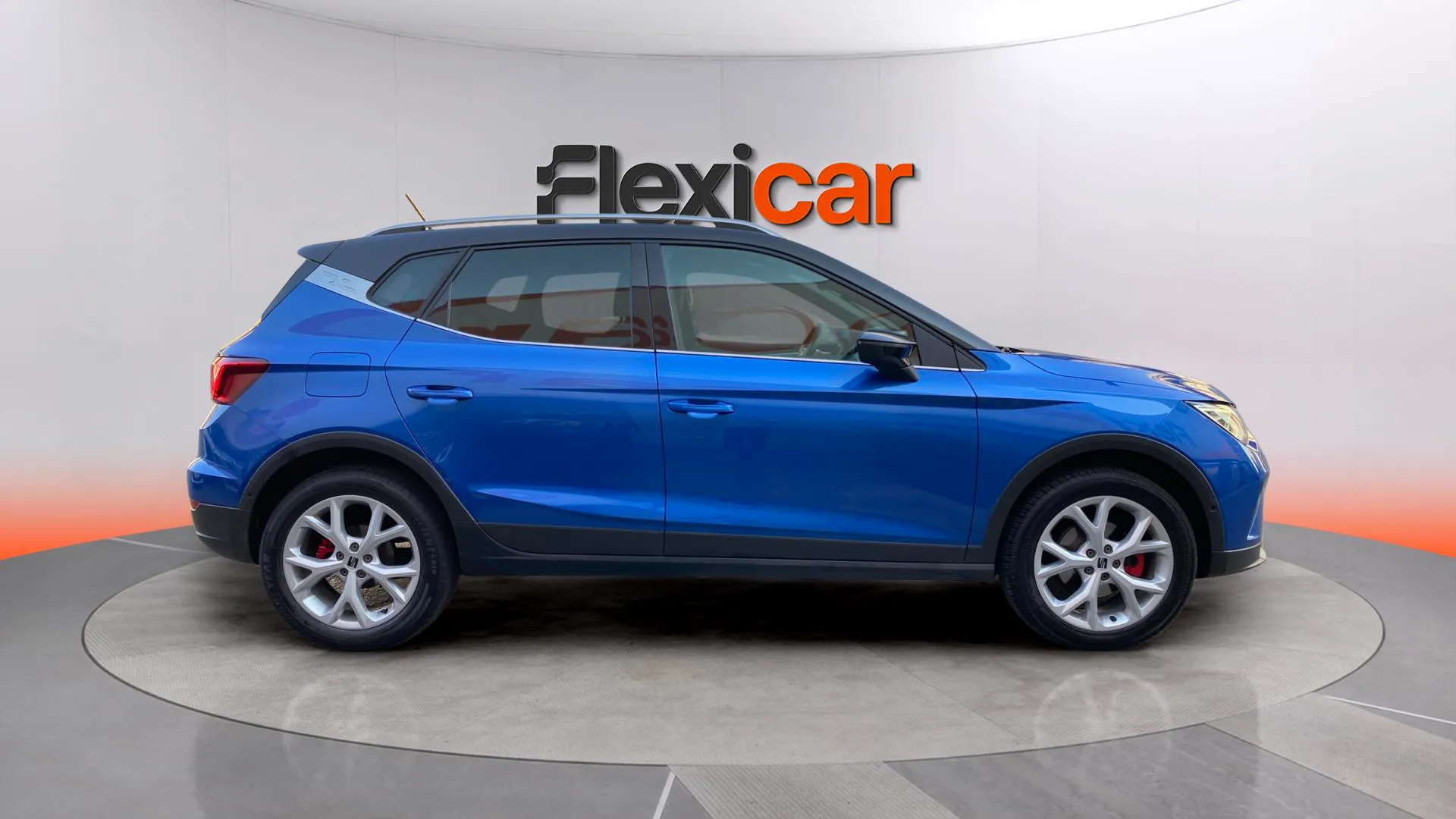 SEAT Arona 1.0 TSI DSG FR - foto 2