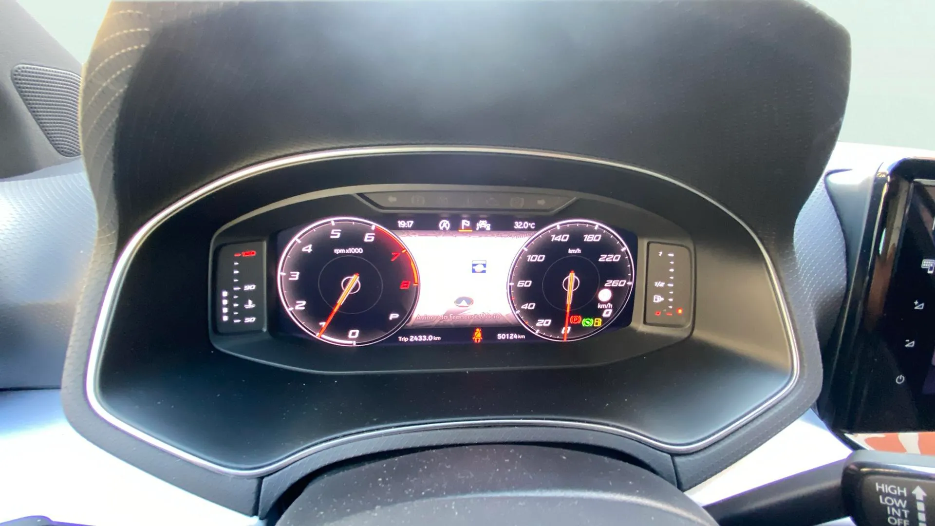 SEAT Arona 1.0 TSI DSG FR - foto 10
