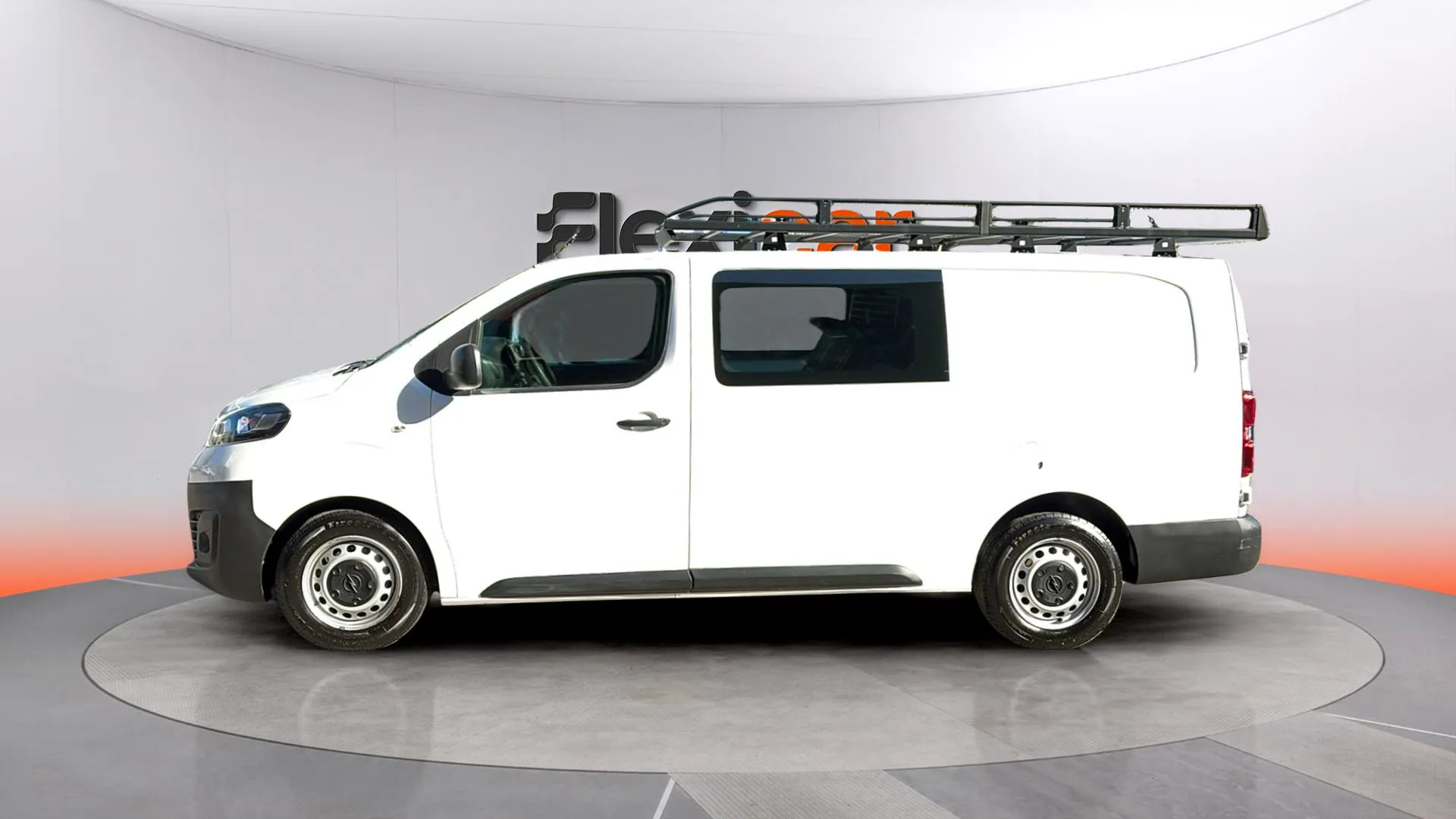 Opel Vivaro 2.0 D L Inc Express M.P DC - foto 11