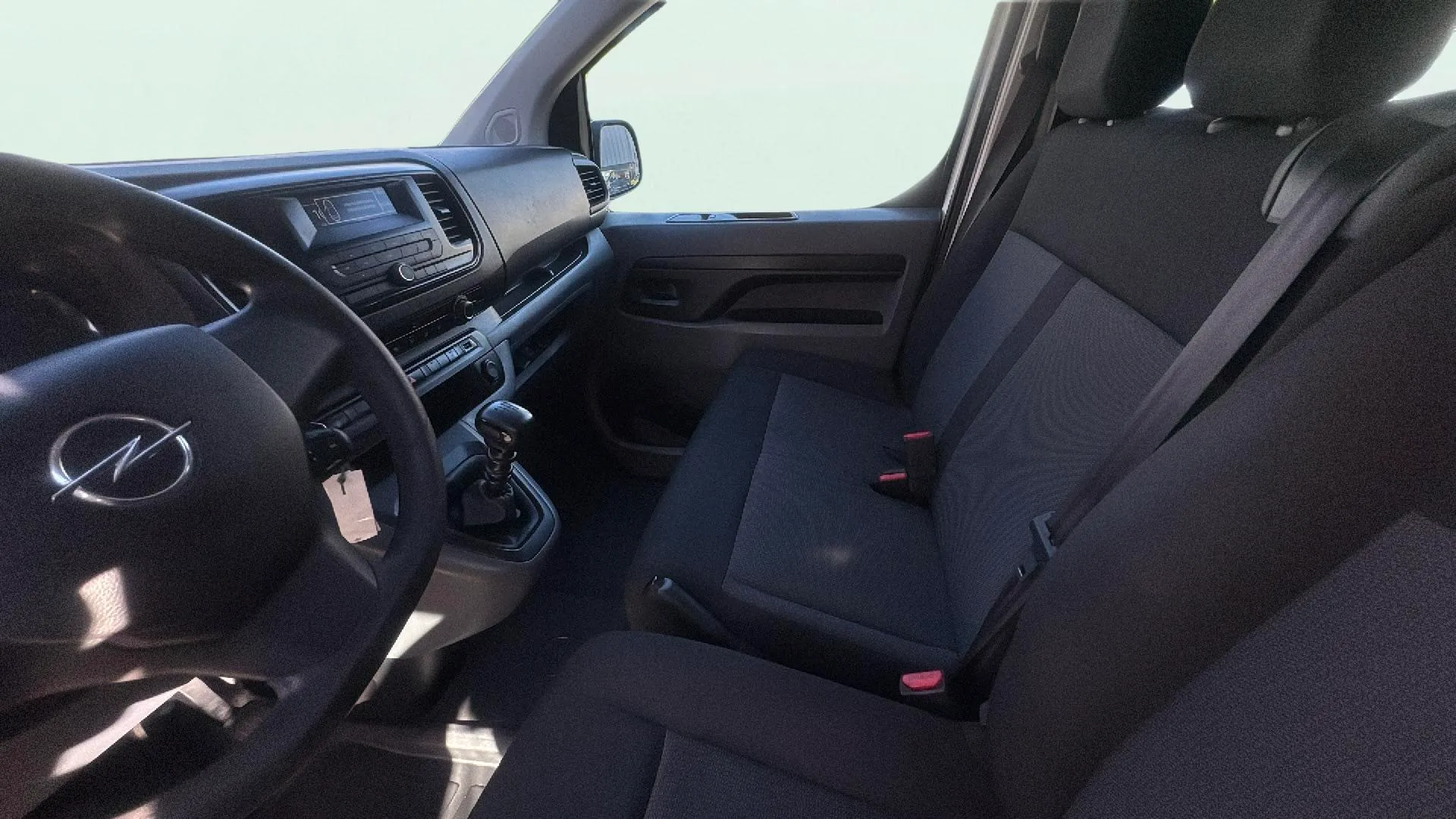 Opel Vivaro 2.0 D L Inc Express M.P DC - foto 17
