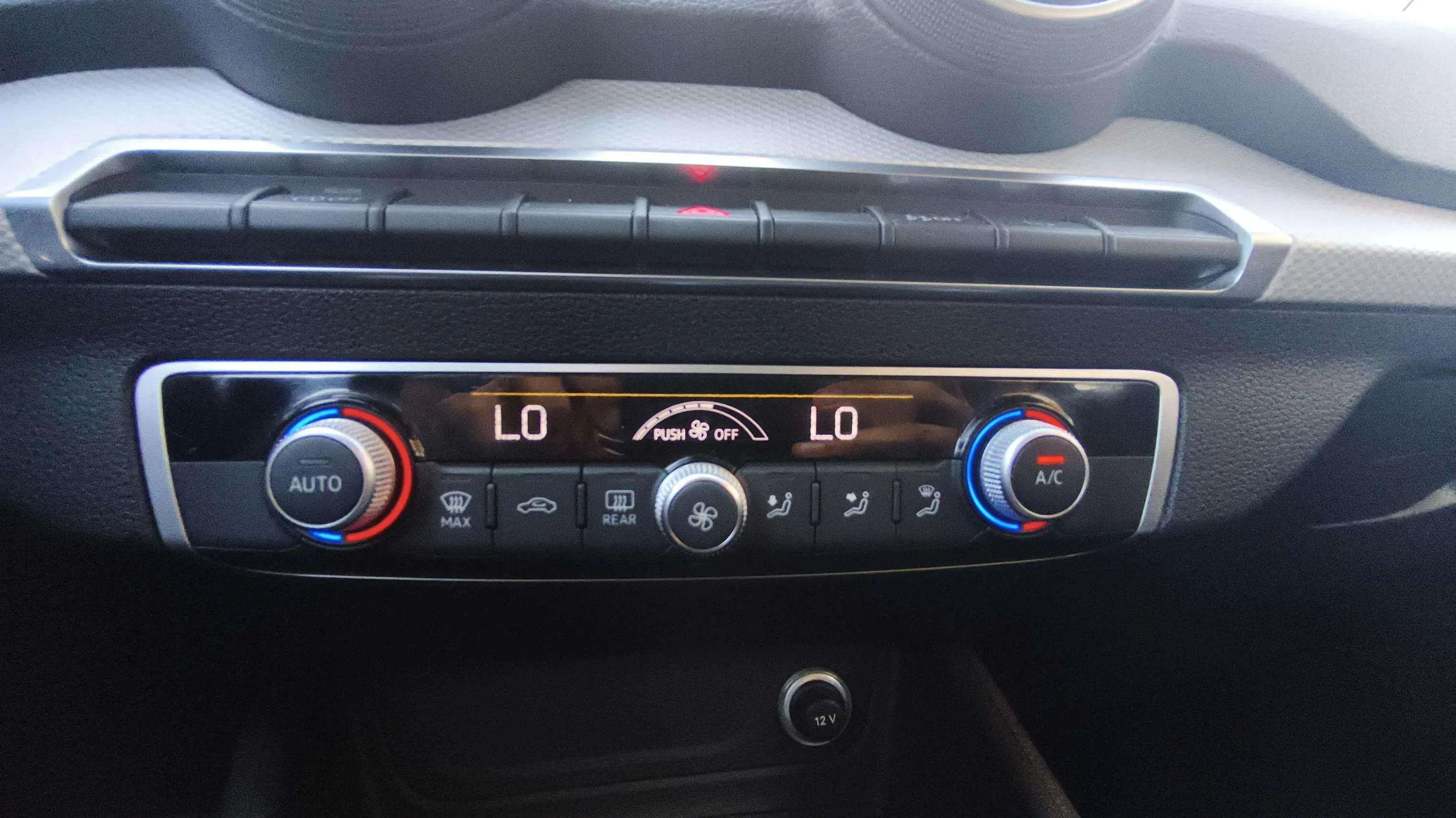 Audi Q2 Advanced 30 TFSI - foto 14
