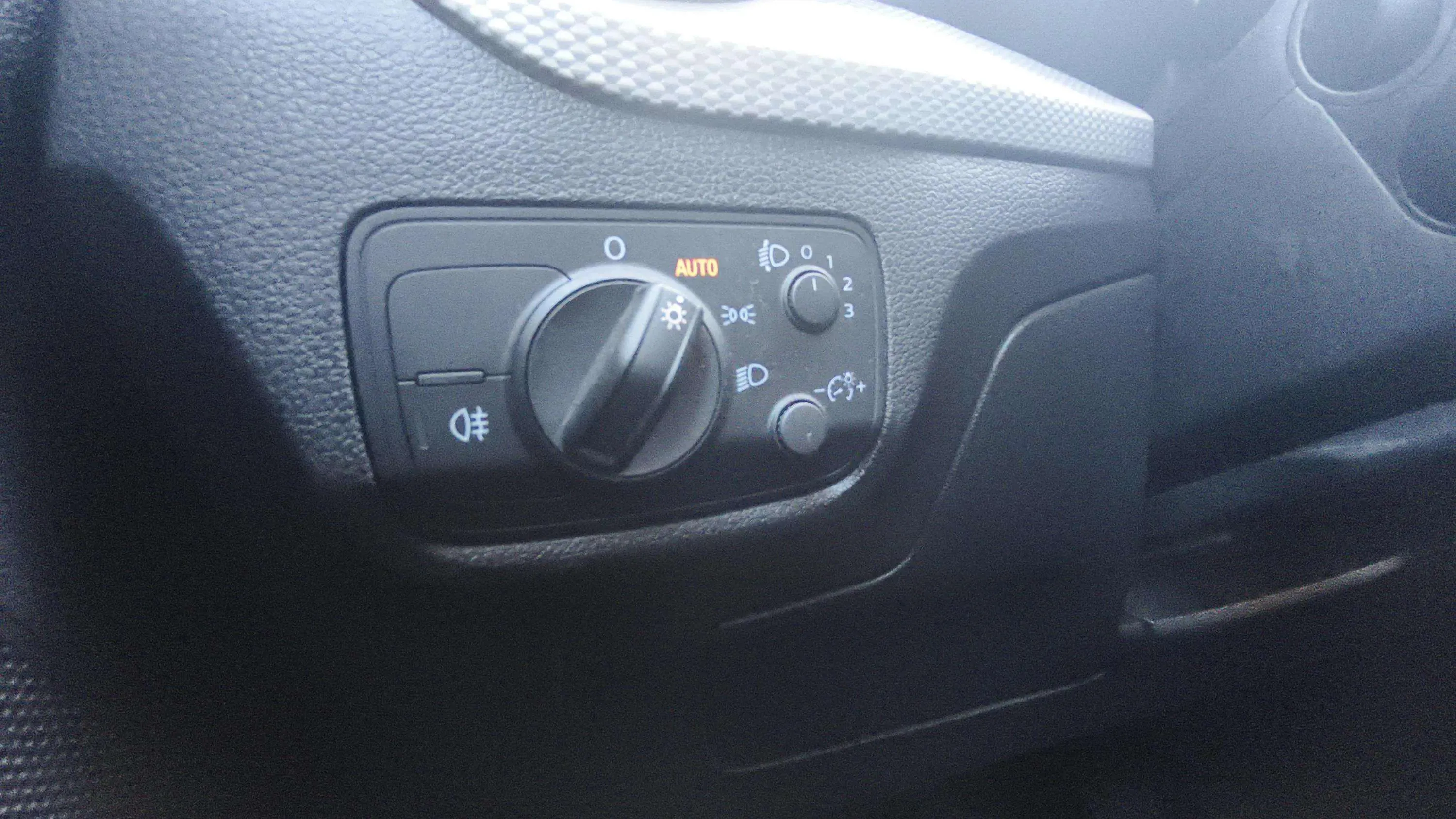 Audi Q2 Advanced 30 TFSI - foto 20