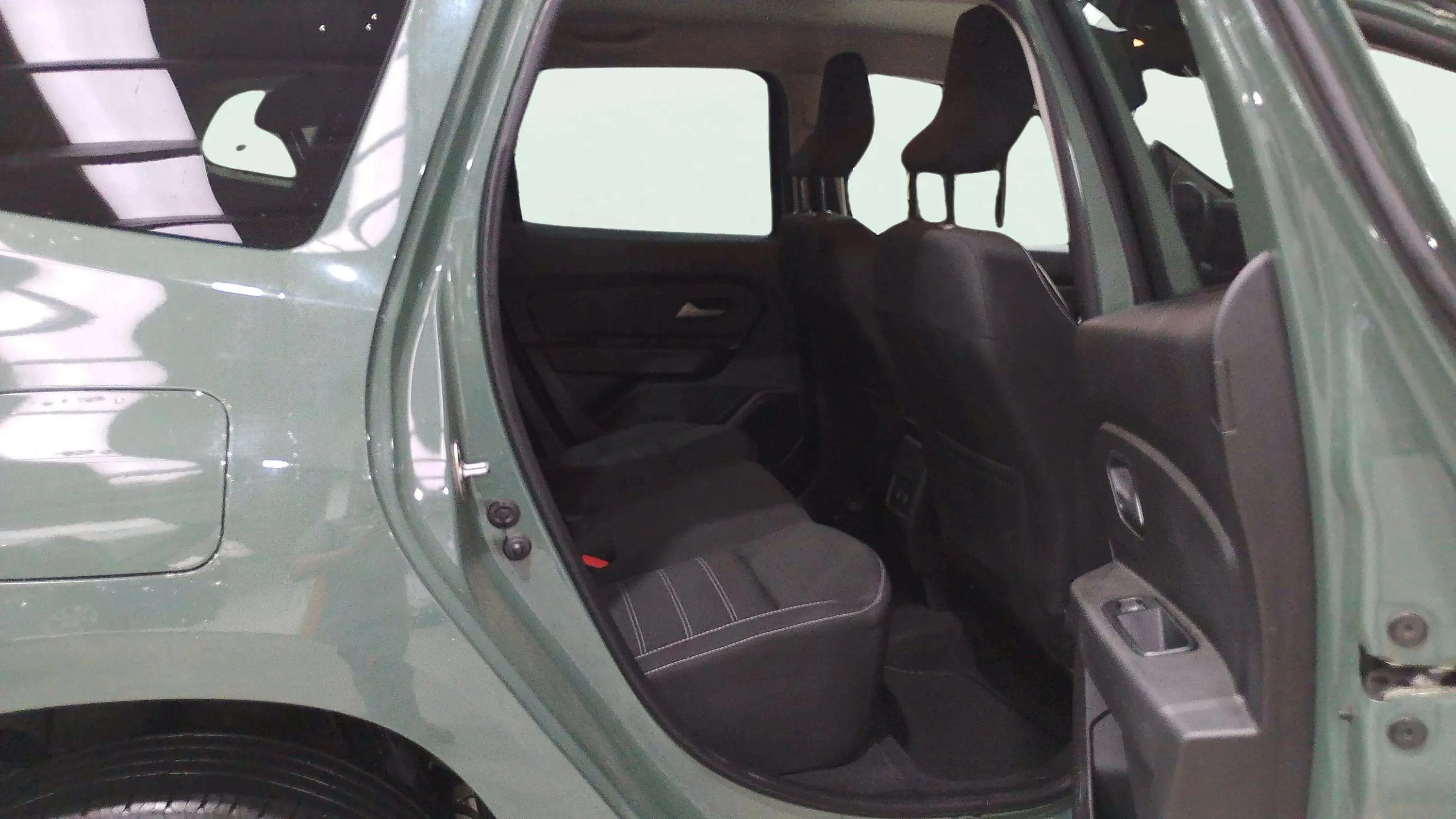Dacia Duster Journey Go TCe 4x2 EDC - foto 12