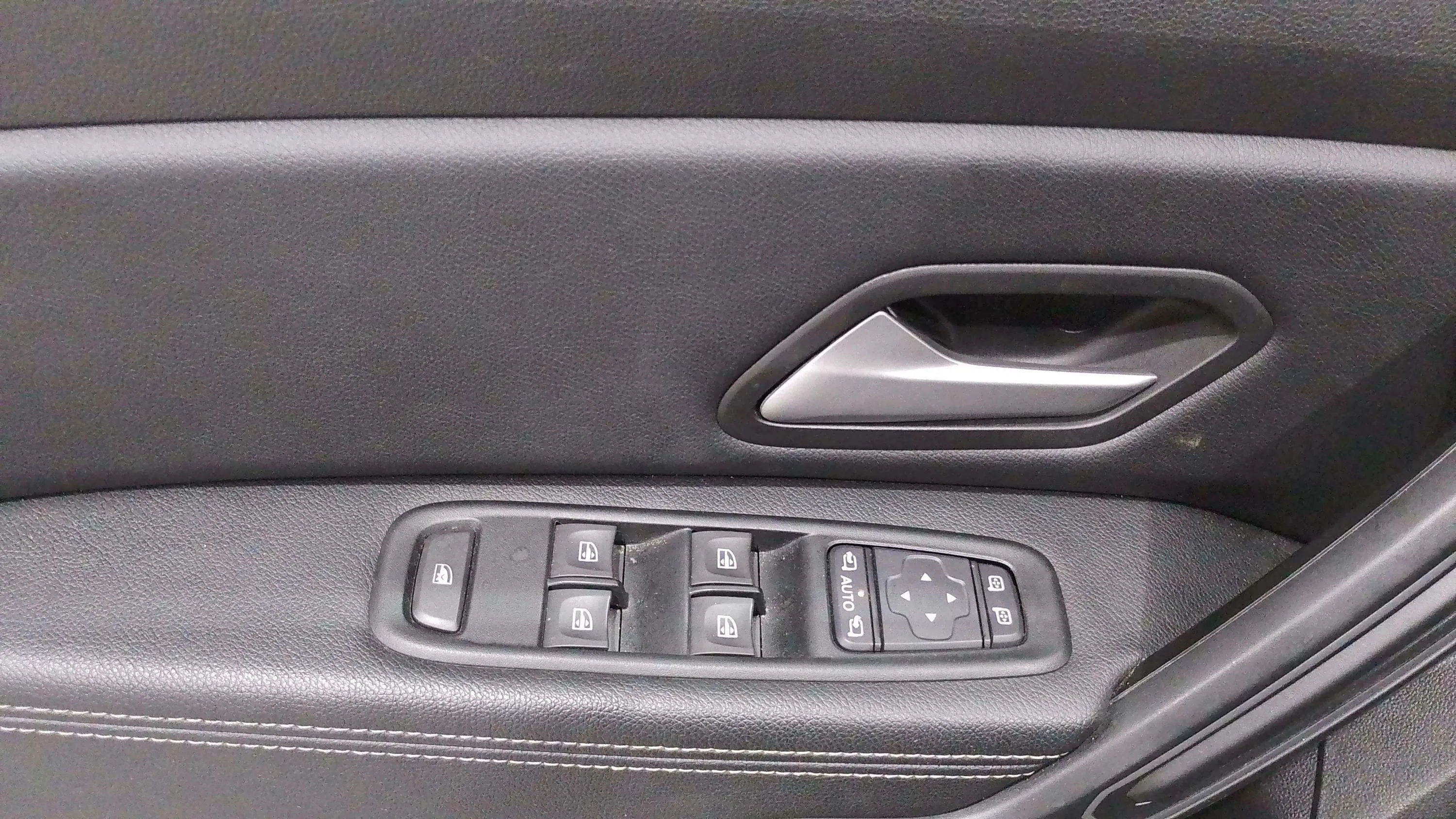 Dacia Duster Journey Go TCe 4x2 EDC - foto 23