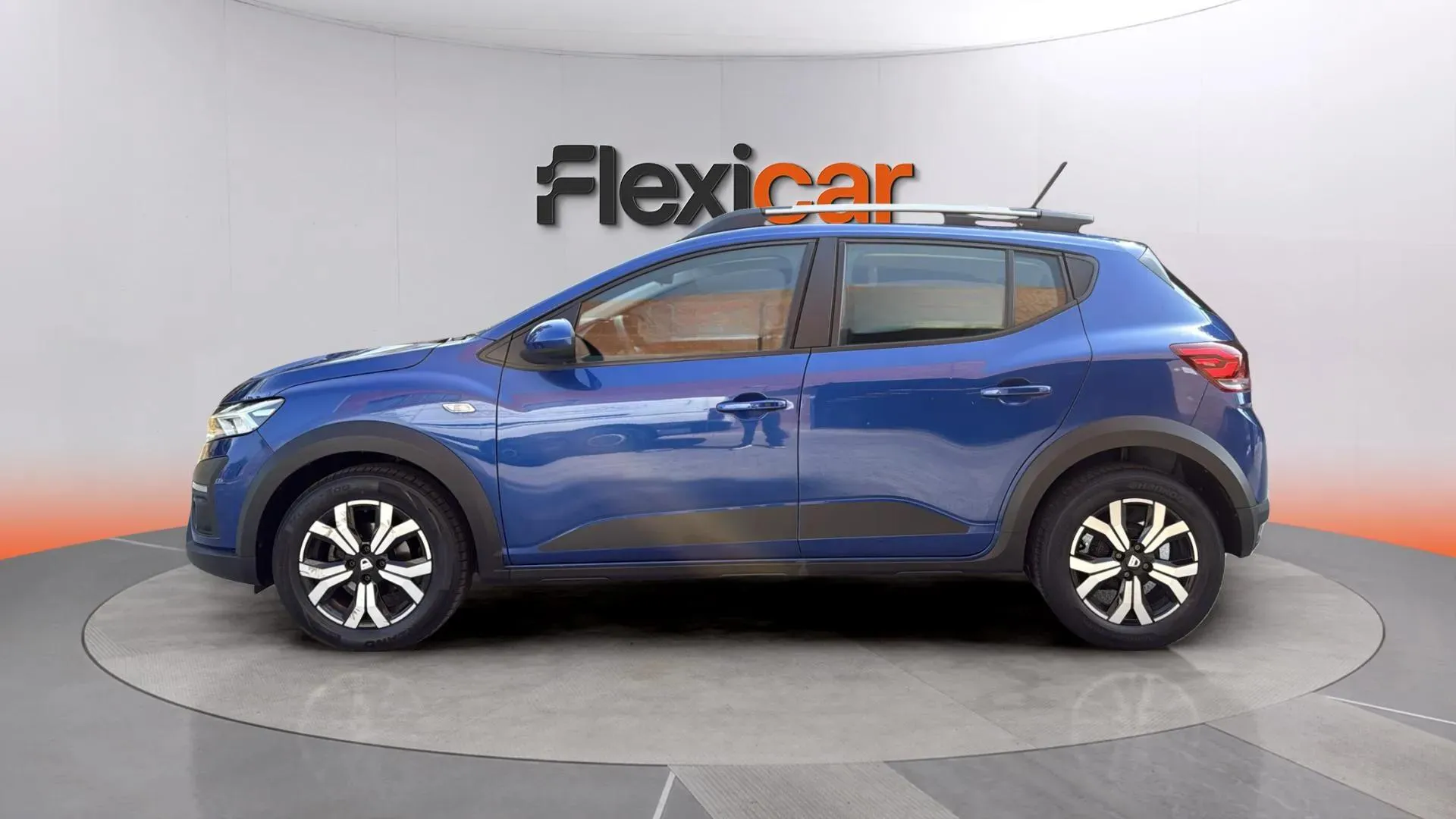 Dacia Sandero Stepway Comfort TCe - foto 8