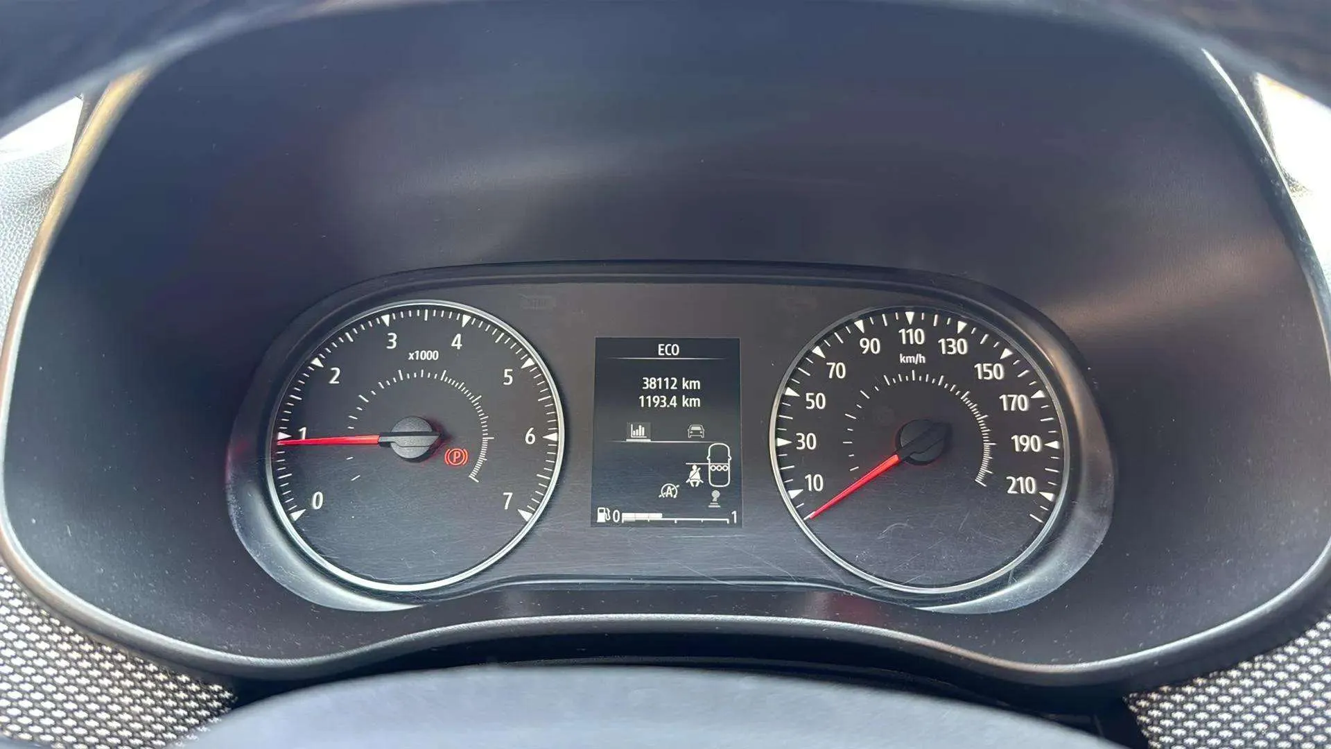 Dacia Sandero Stepway Comfort TCe - foto 19