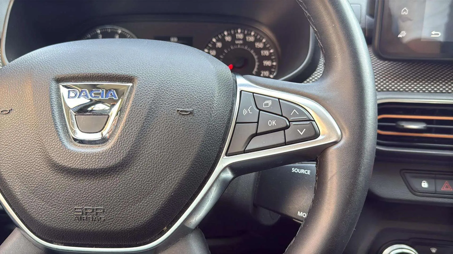 Dacia Sandero Stepway Comfort TCe - foto 18