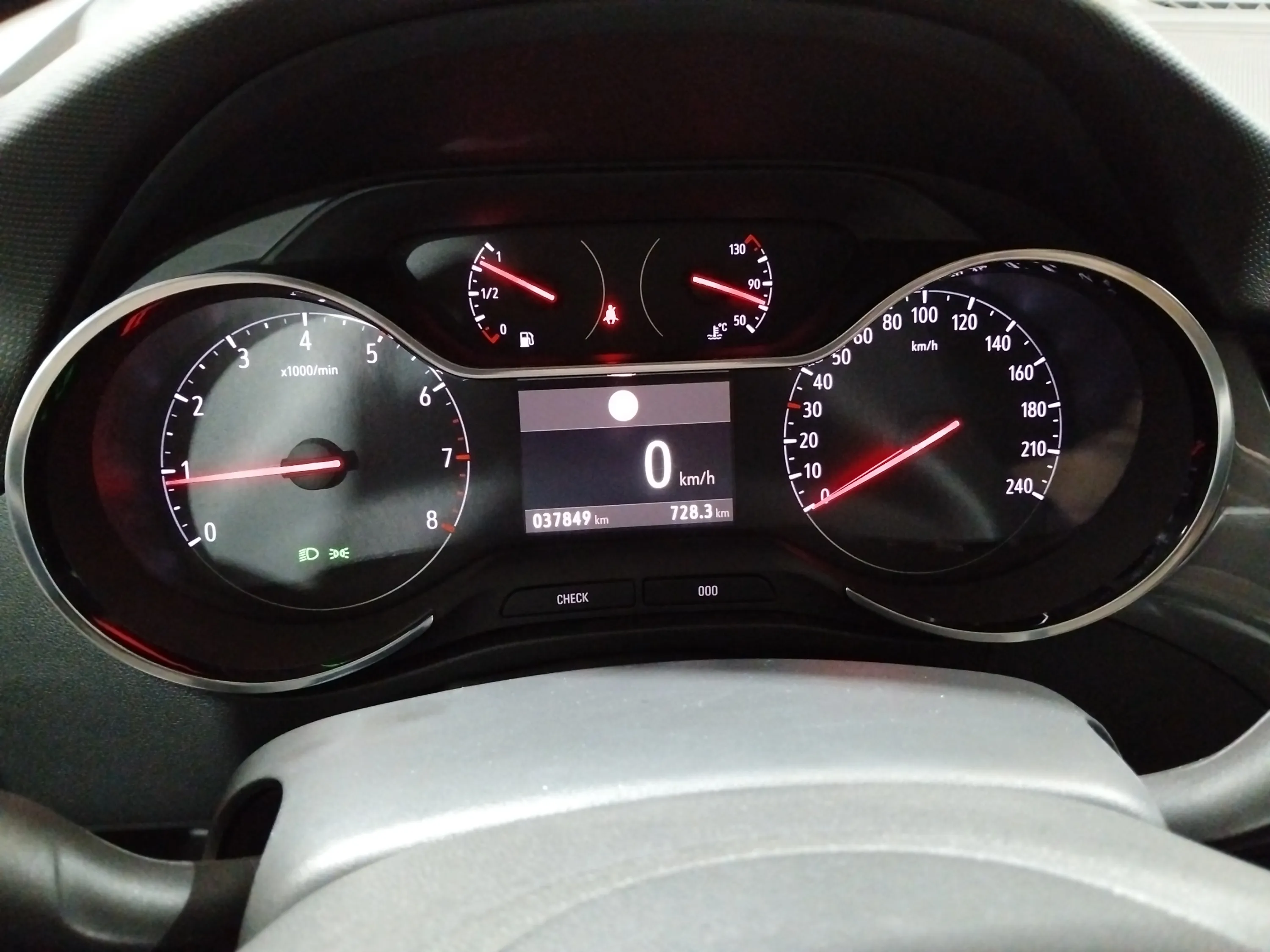Opel Crossland 1.2 Elegance Pack - foto 12