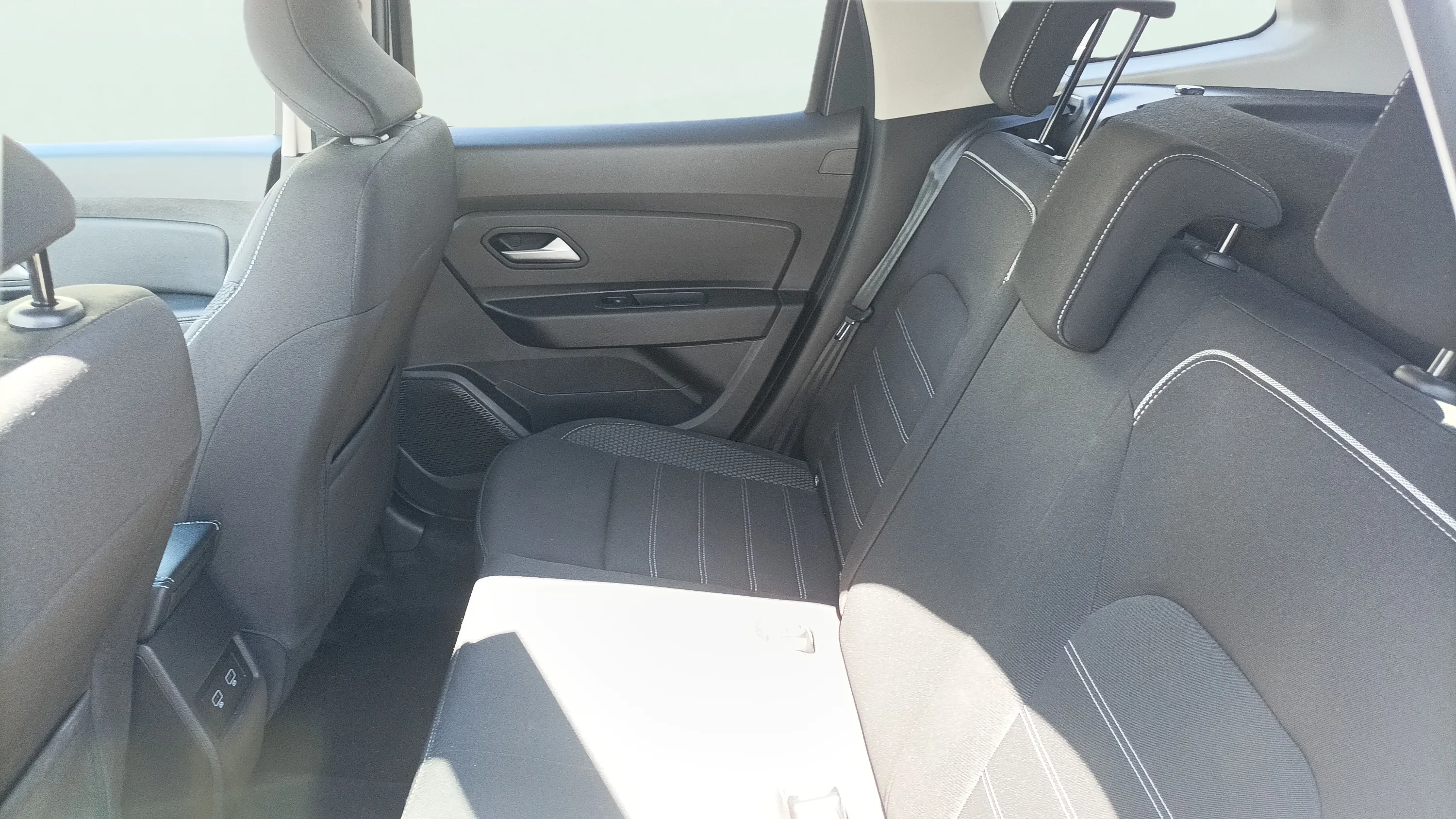 Dacia Duster Journey Go TCe 4x2 - foto 17