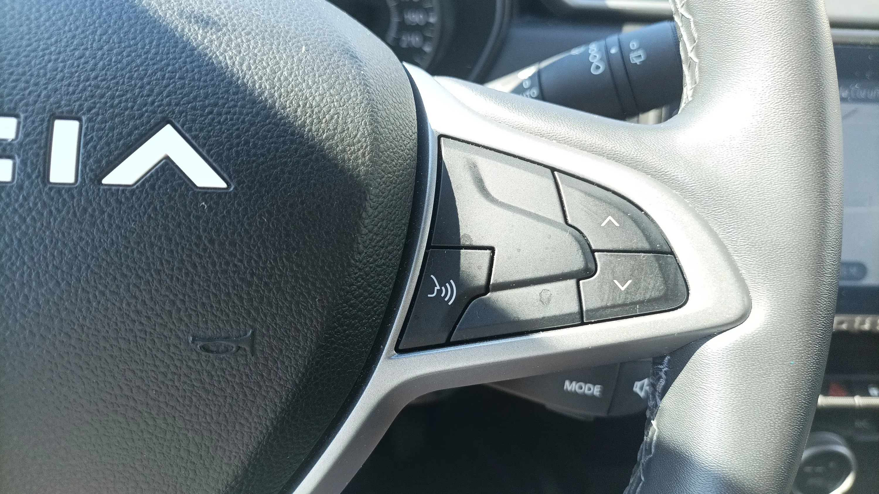 Dacia Duster Journey Go TCe 4x2 - foto 12