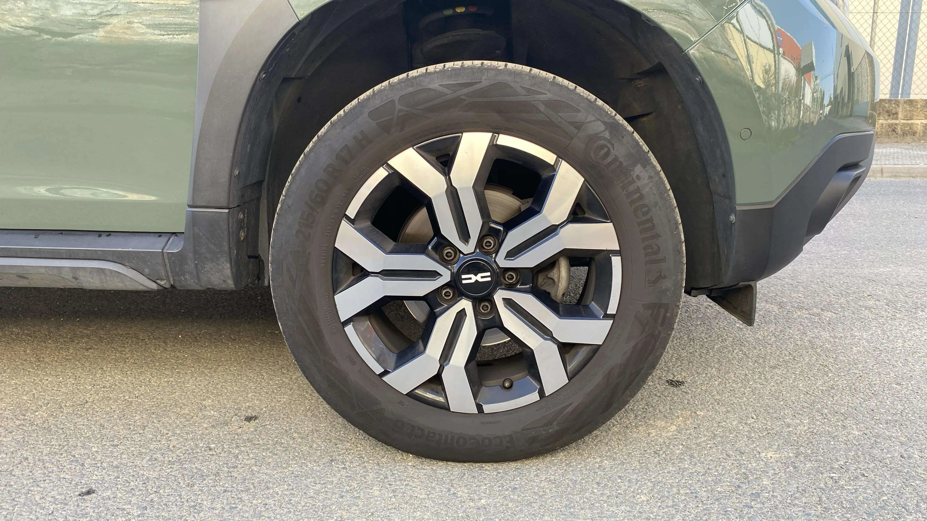 Dacia Duster Journey Go TCe 4x2 EDC - foto 29