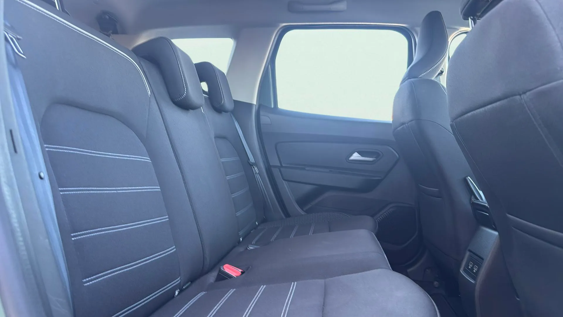 Dacia Duster Extreme TCe 4x2 EDC - foto 17