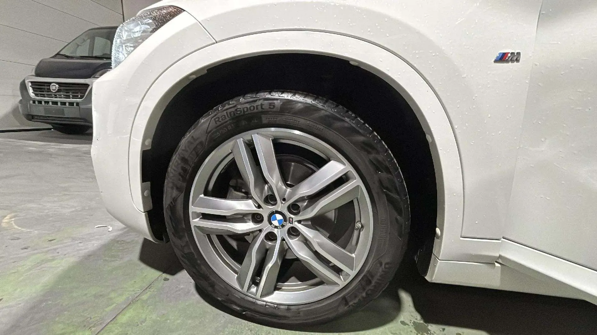BMW X1 sDrive18i - foto 8