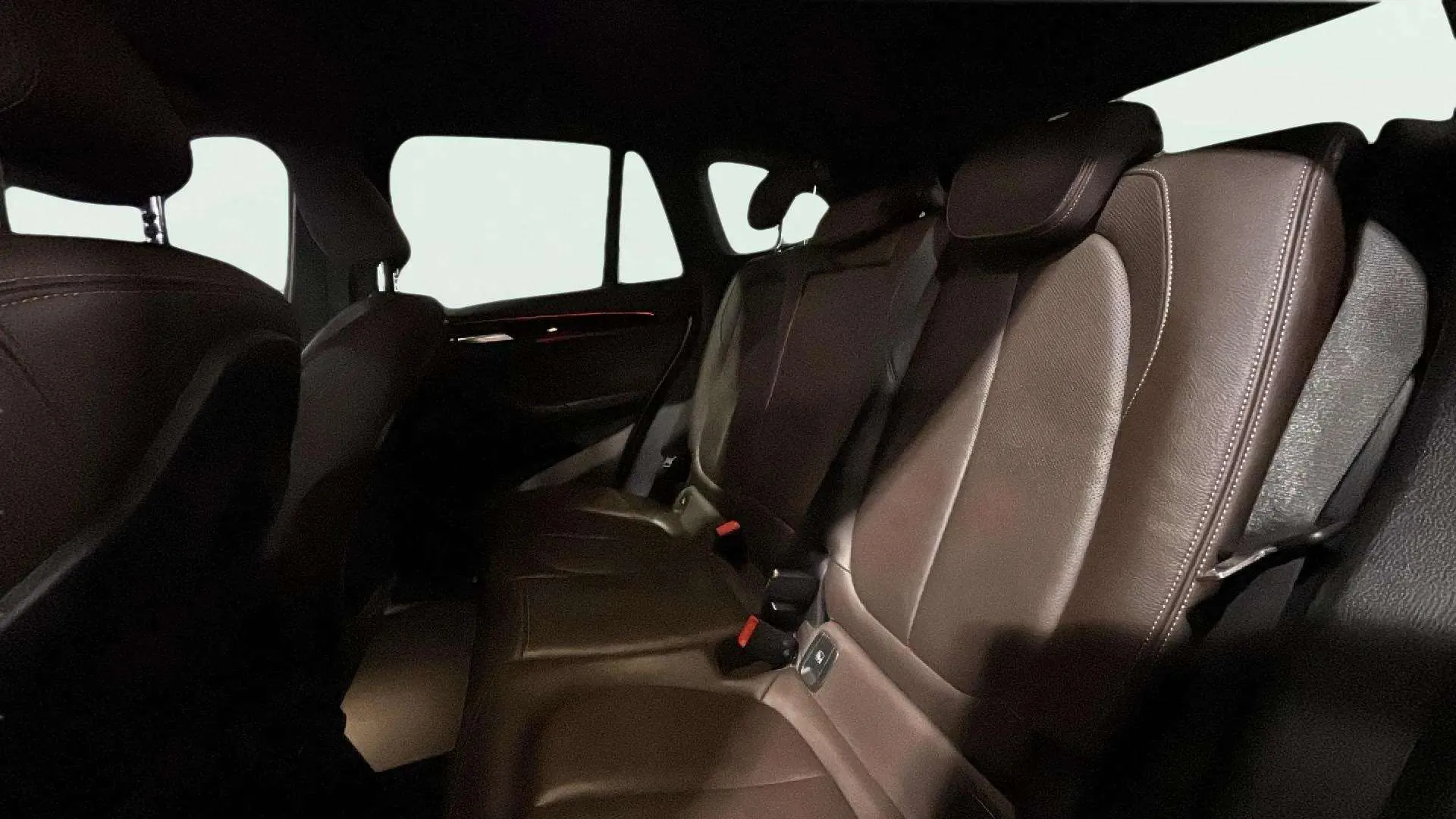 BMW X1 sDrive18i - foto 11
