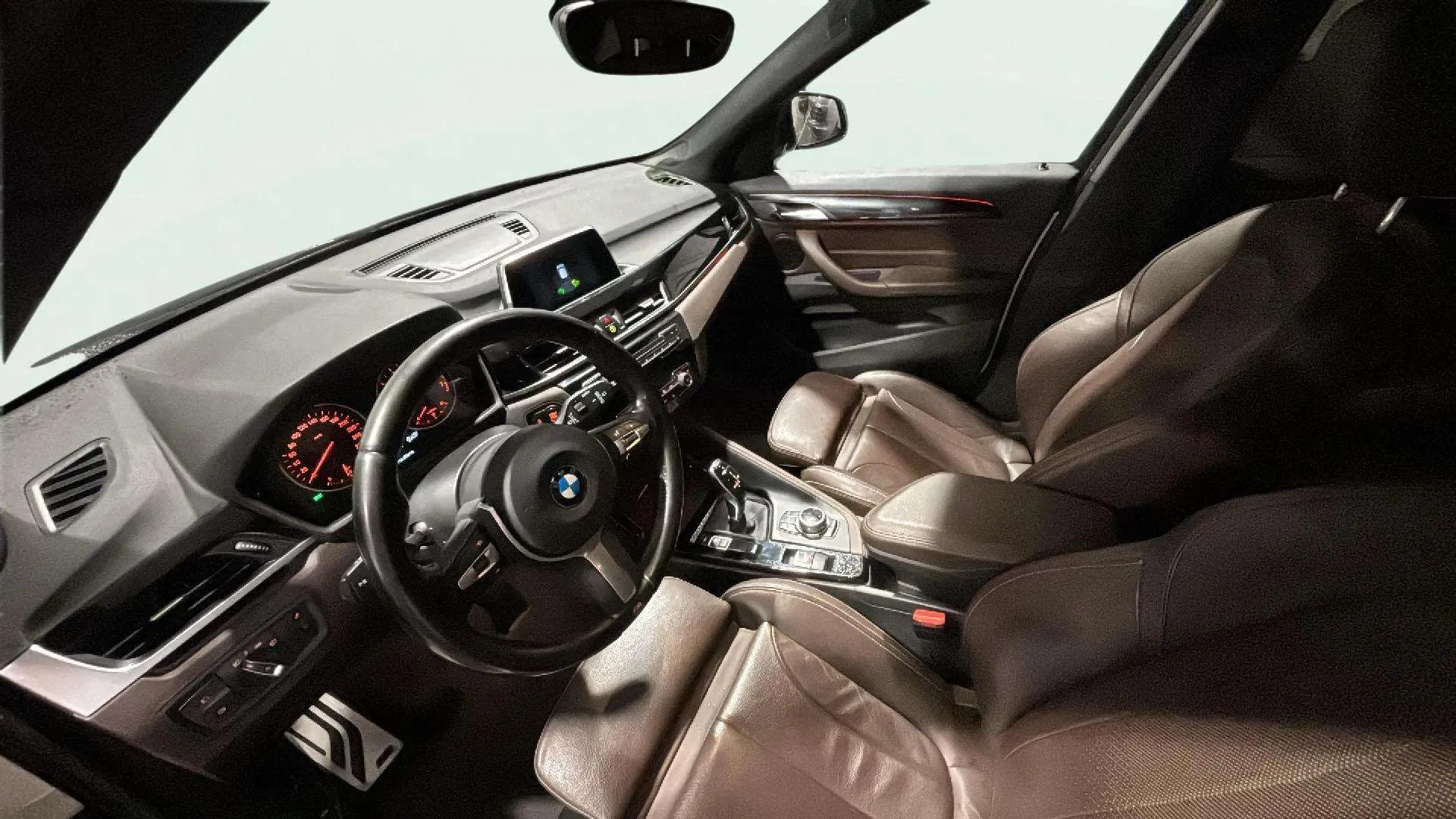 BMW X1 sDrive18i - foto 14
