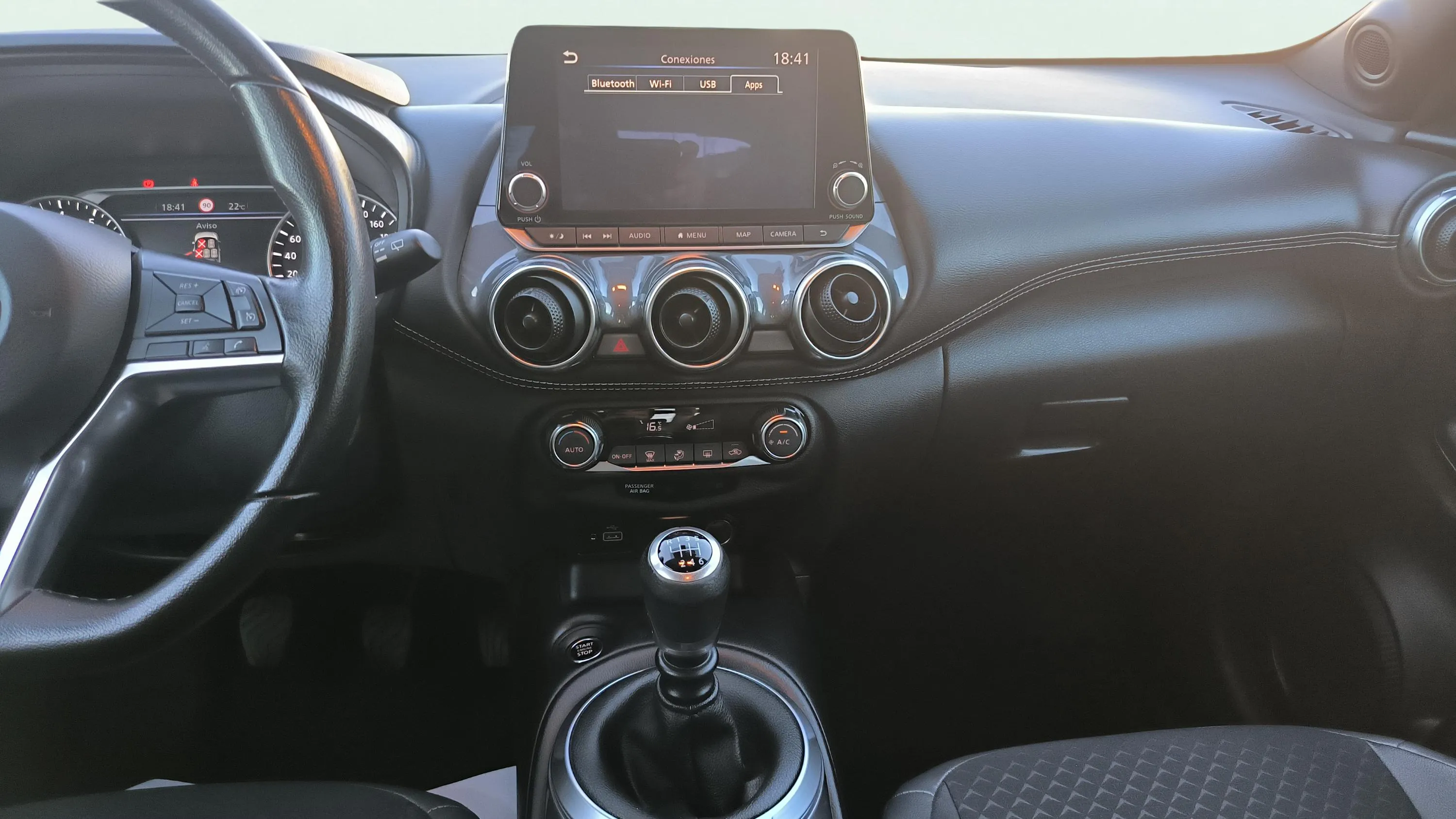 Nissan Juke DIG-T N-Connecta - foto 22