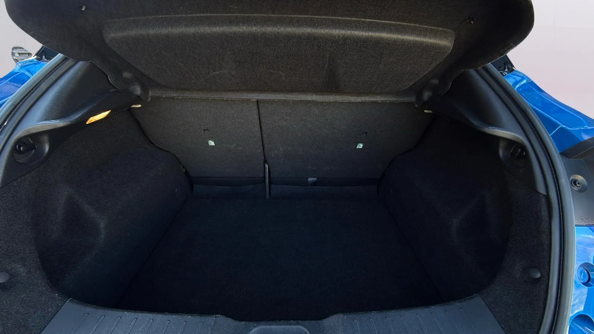 Nissan Juke DIG-T 6M/T N-Connecta - foto 9