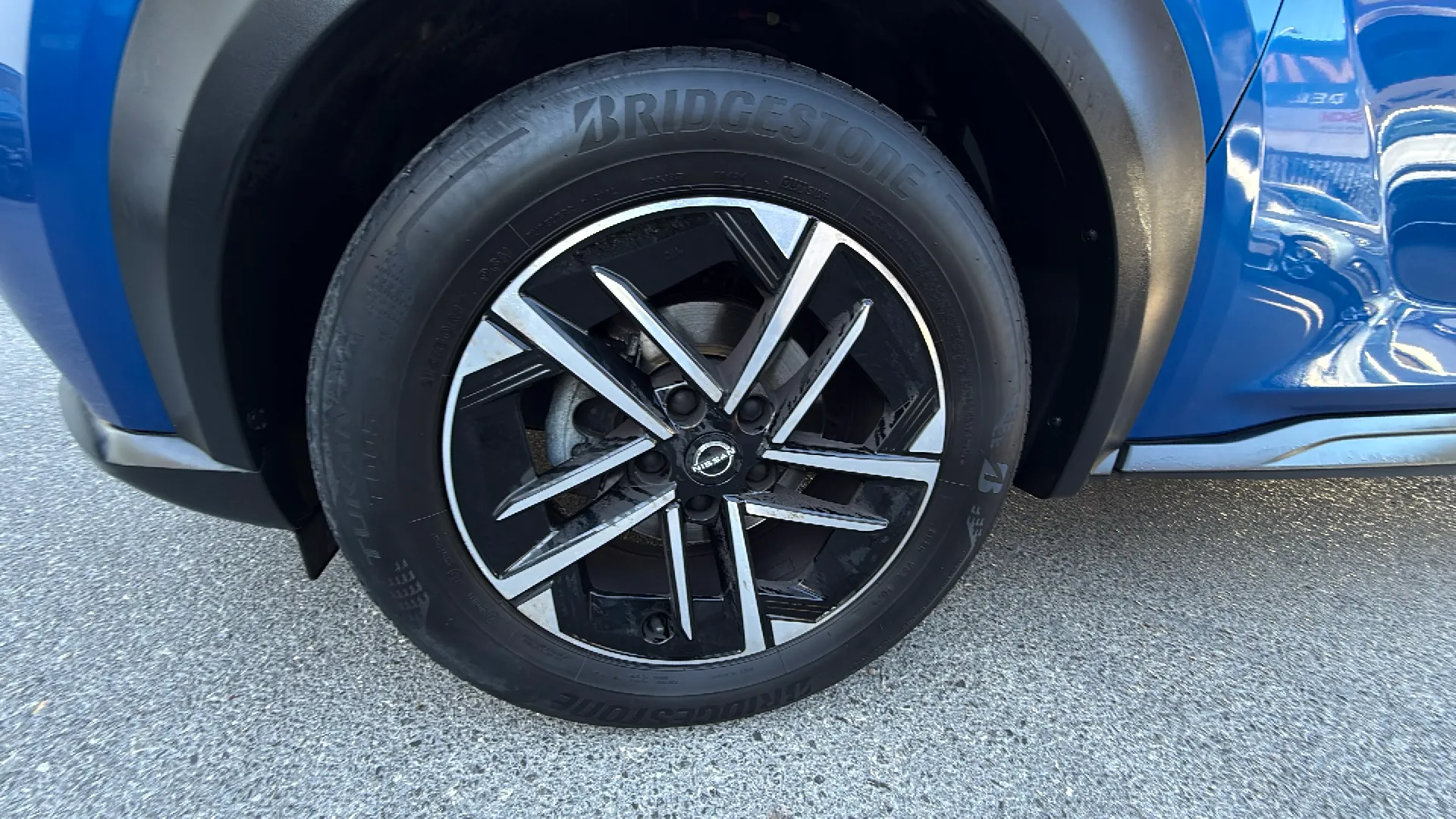 Nissan Juke DIG-T 6M/T N-Connecta - foto 12