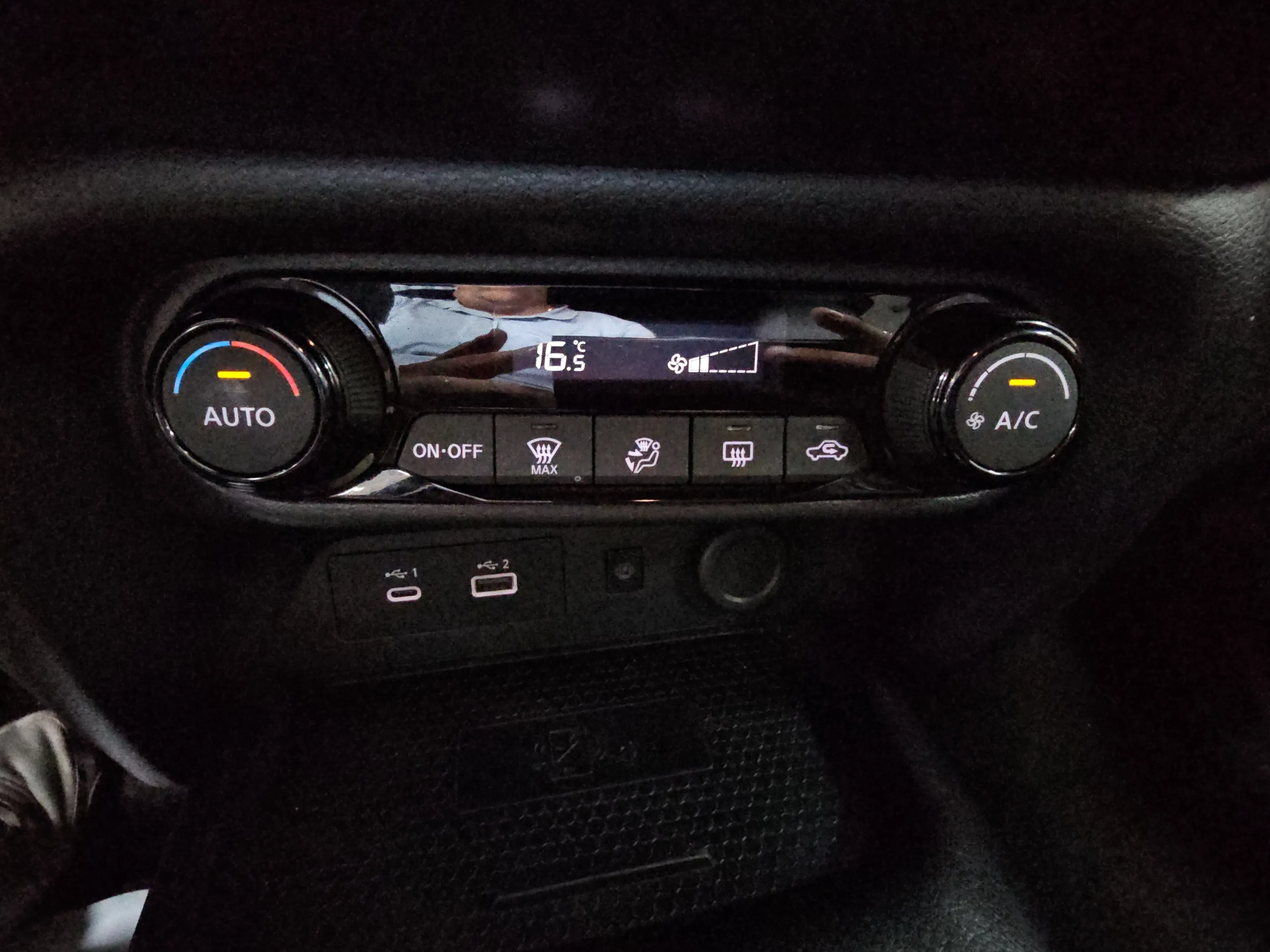 Nissan Juke DIG-T N-Connecta - foto 19