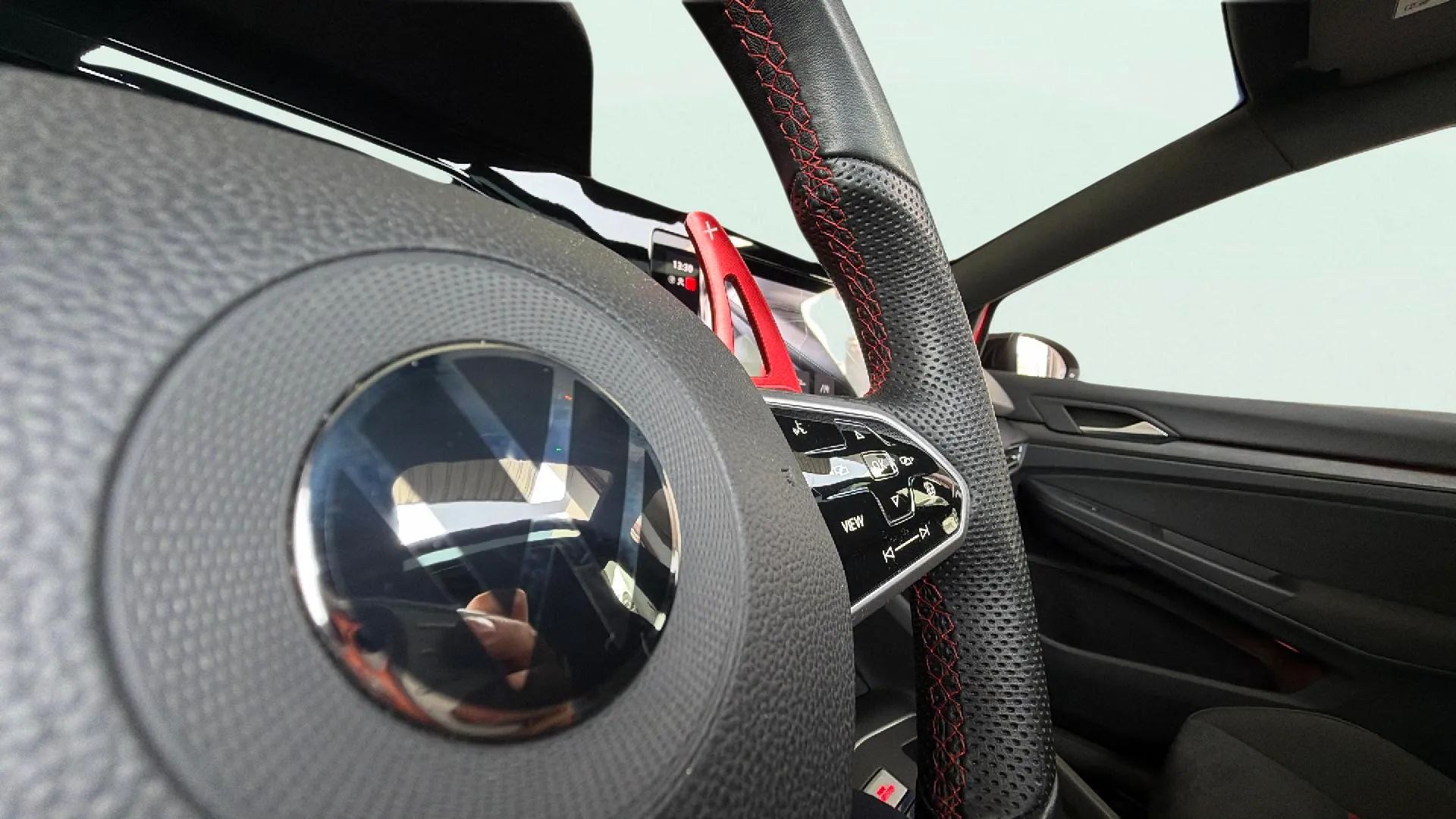 Volkswagen Golf GTI Clubsport 2.0 TSI DSG - foto 34
