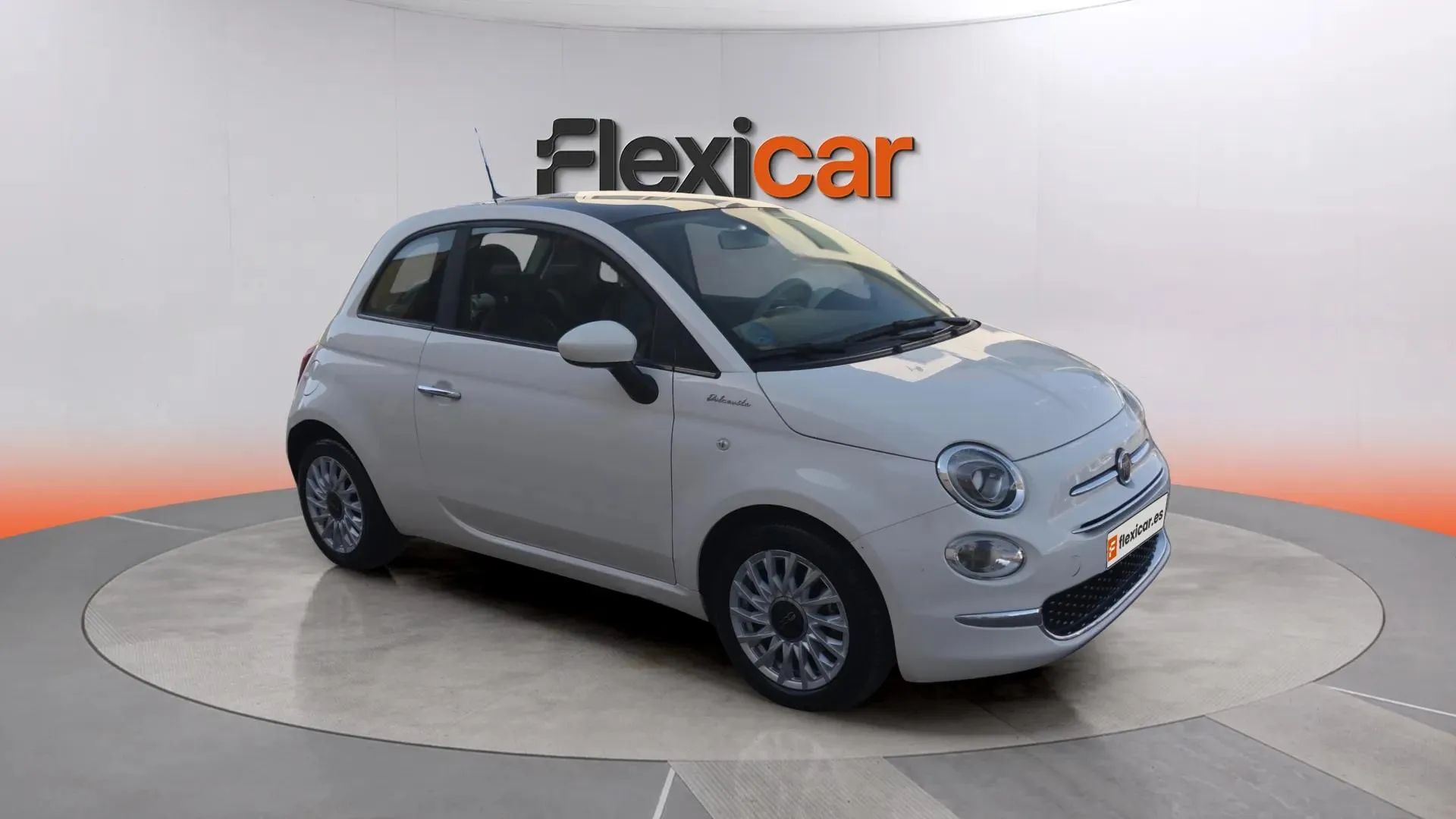 Fiat 500 Dolcevita 1.0 Hybrid - foto 1