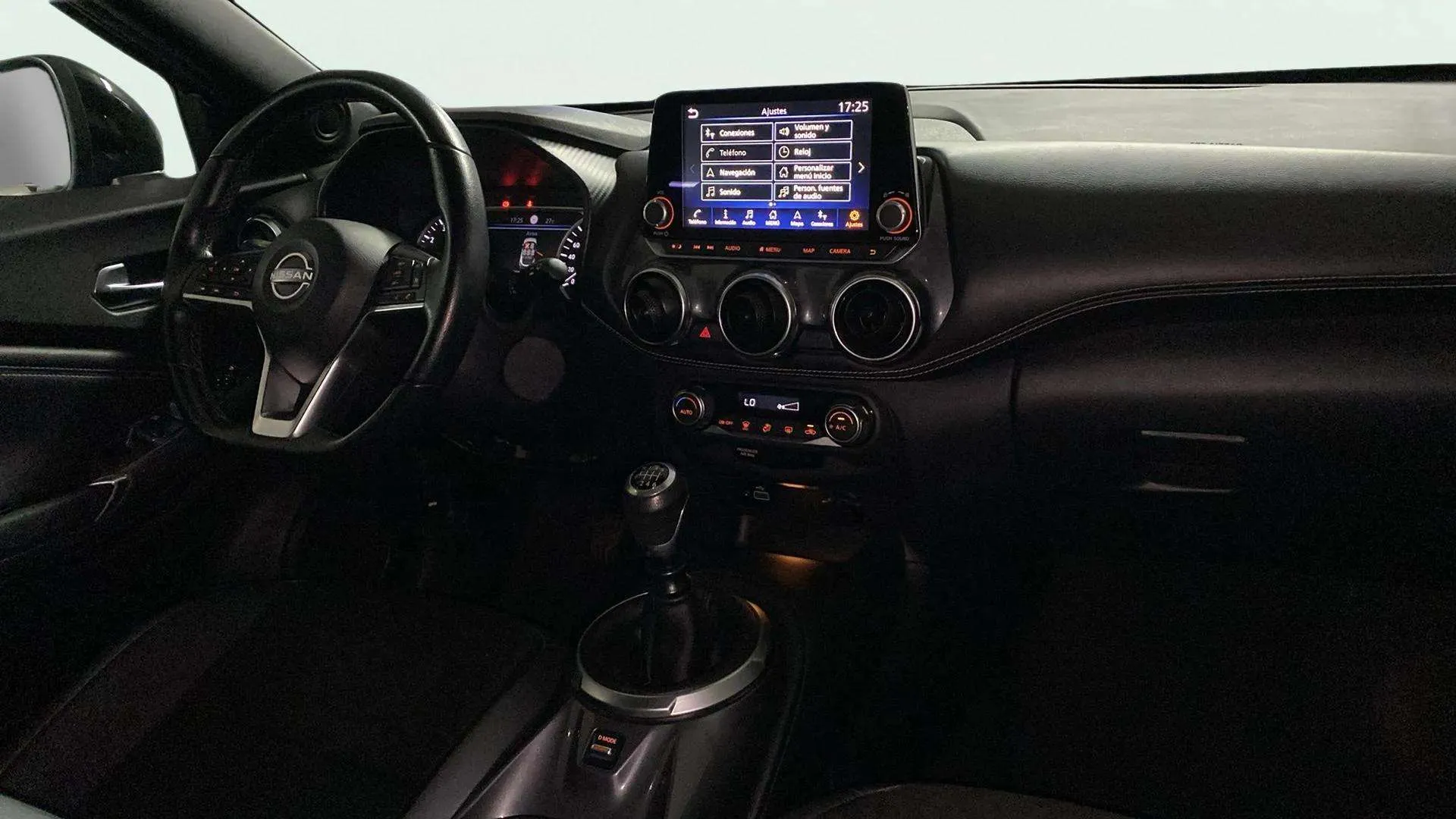 Nissan Juke DIG-T N-Connecta - foto 27
