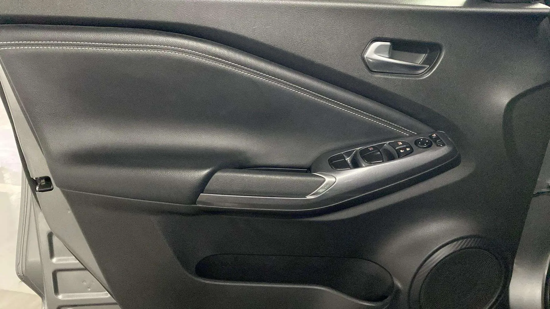 Nissan Juke DIG-T N-Connecta - foto 24
