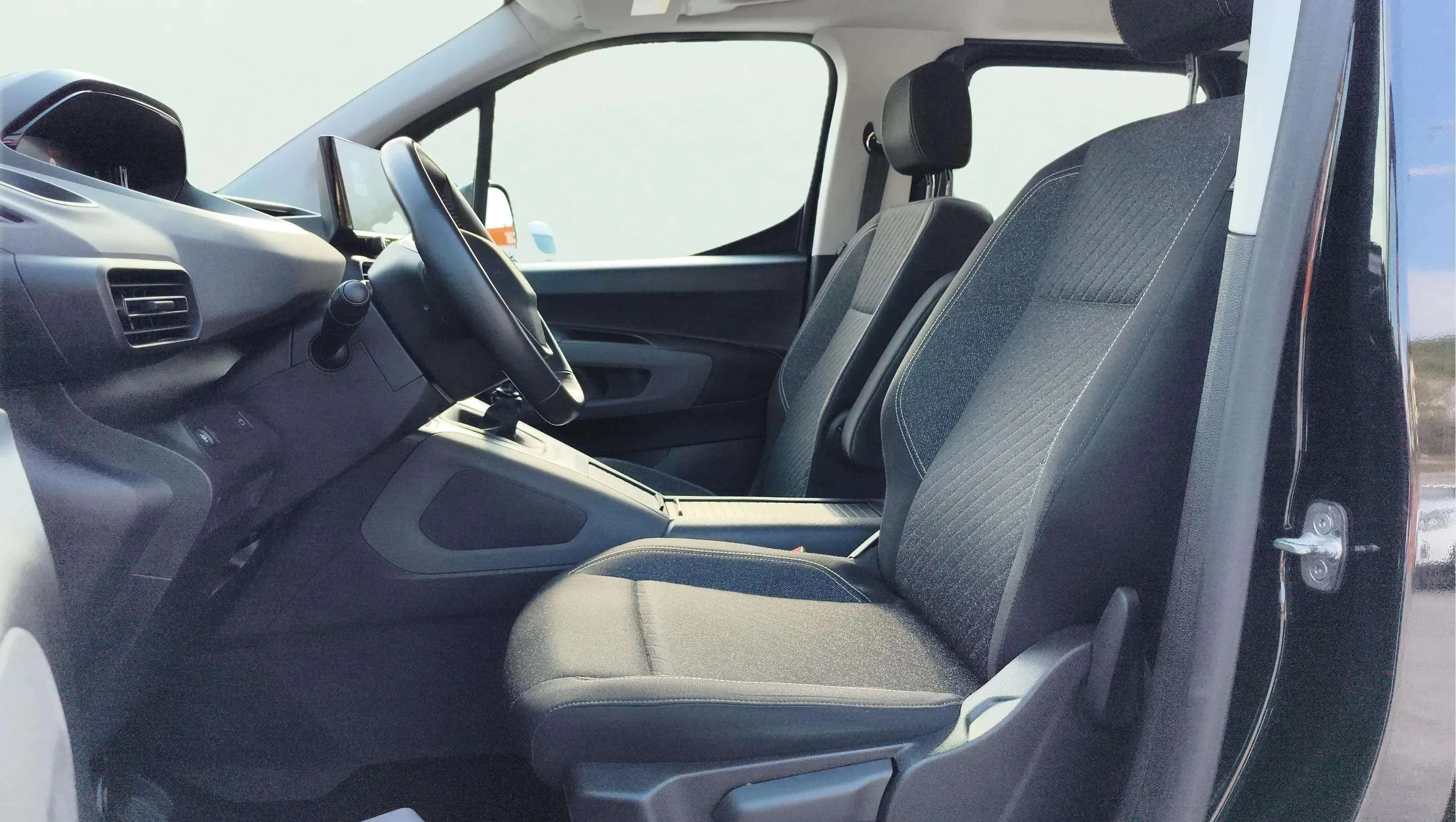 Peugeot Rifter Allure BlueHDi 100 Long - foto 16