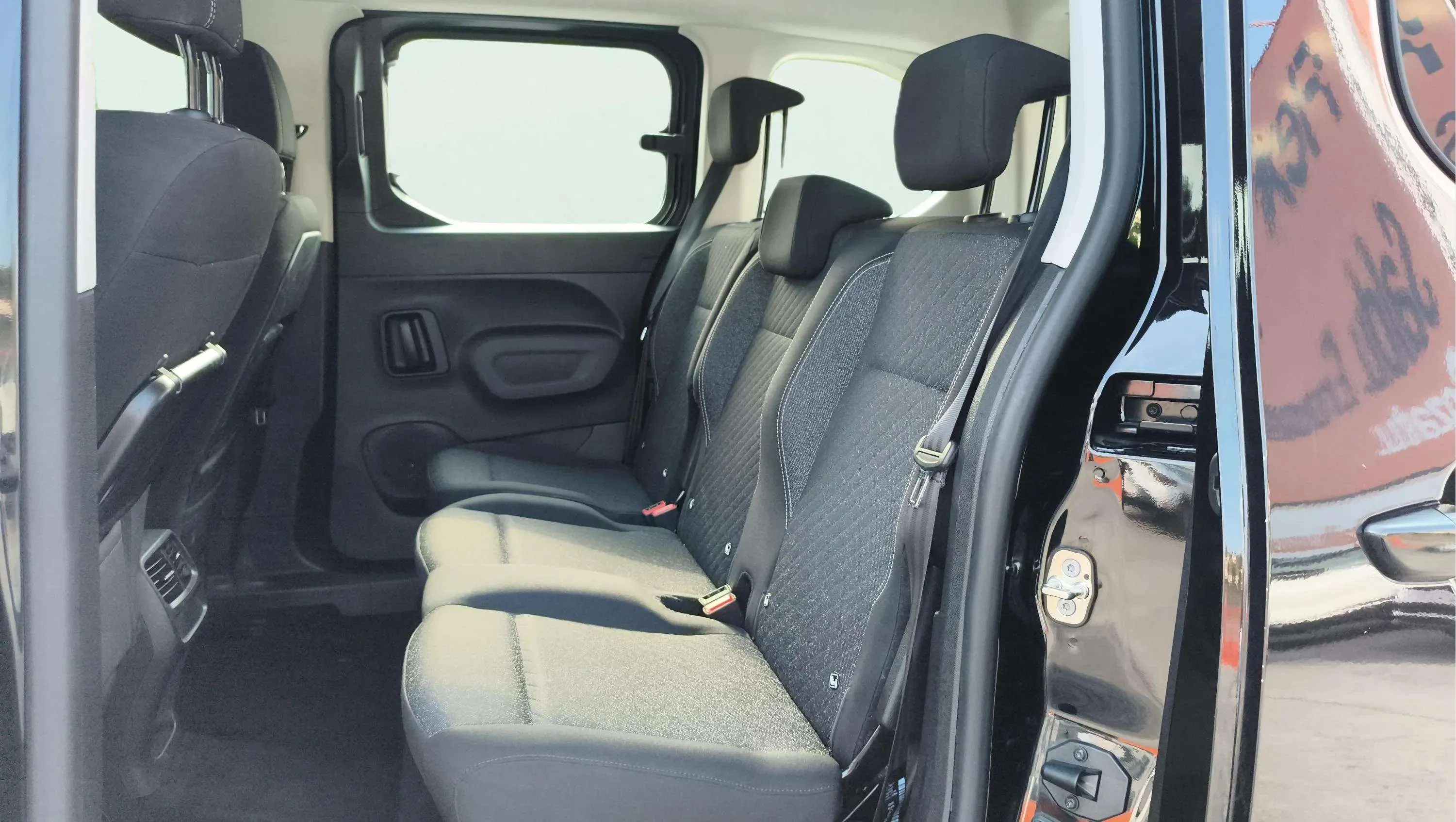 Peugeot Rifter Allure BlueHDi 100 Long - foto 17