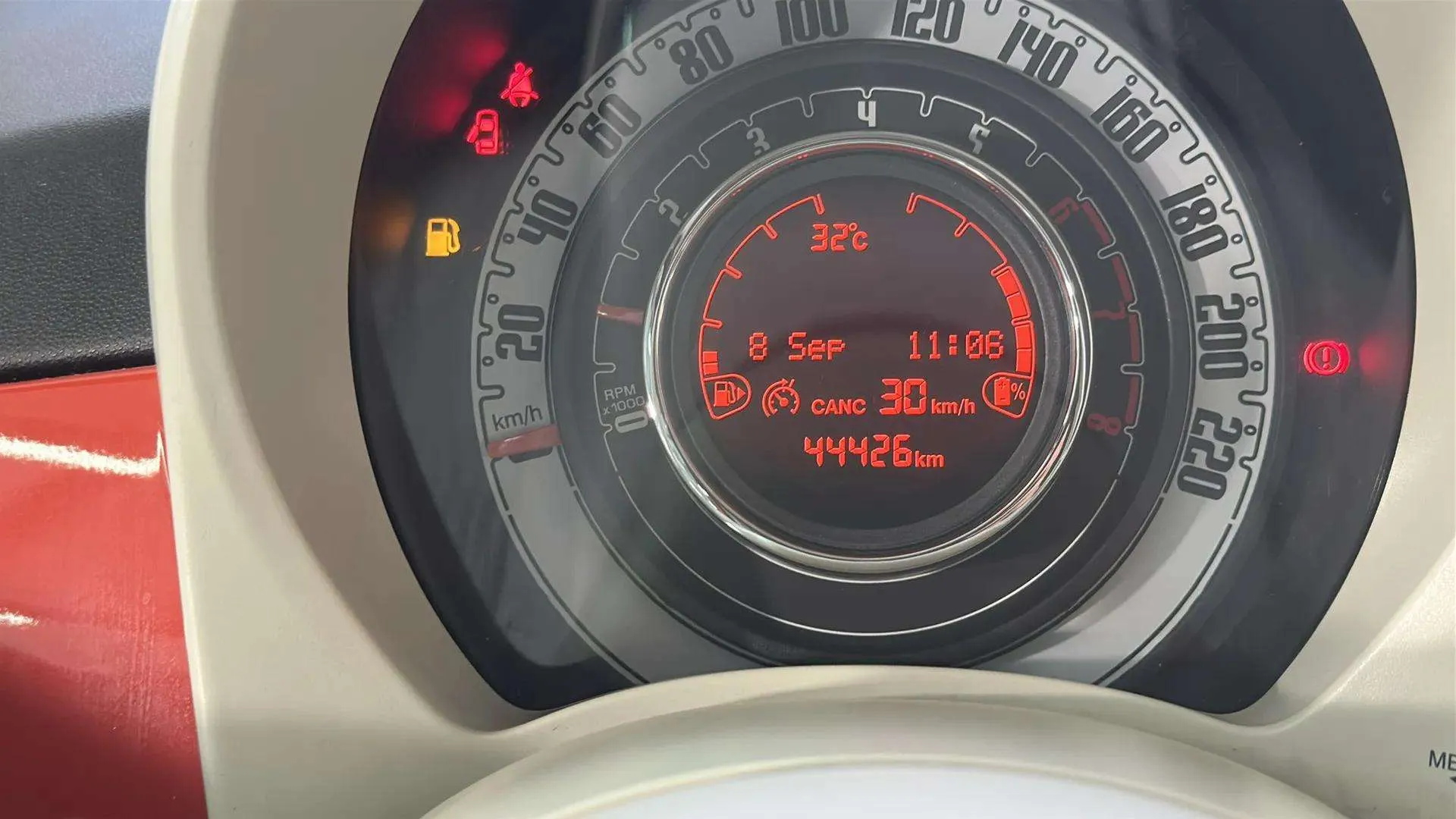 Fiat 500 Dolcevita 1.0 Hybrid - foto 18