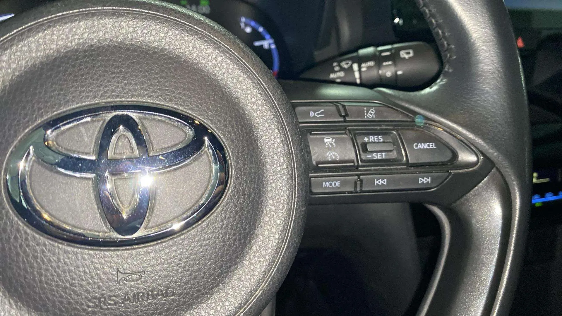 Toyota Yaris Cross 1.5 120H Active Tech - foto 12
