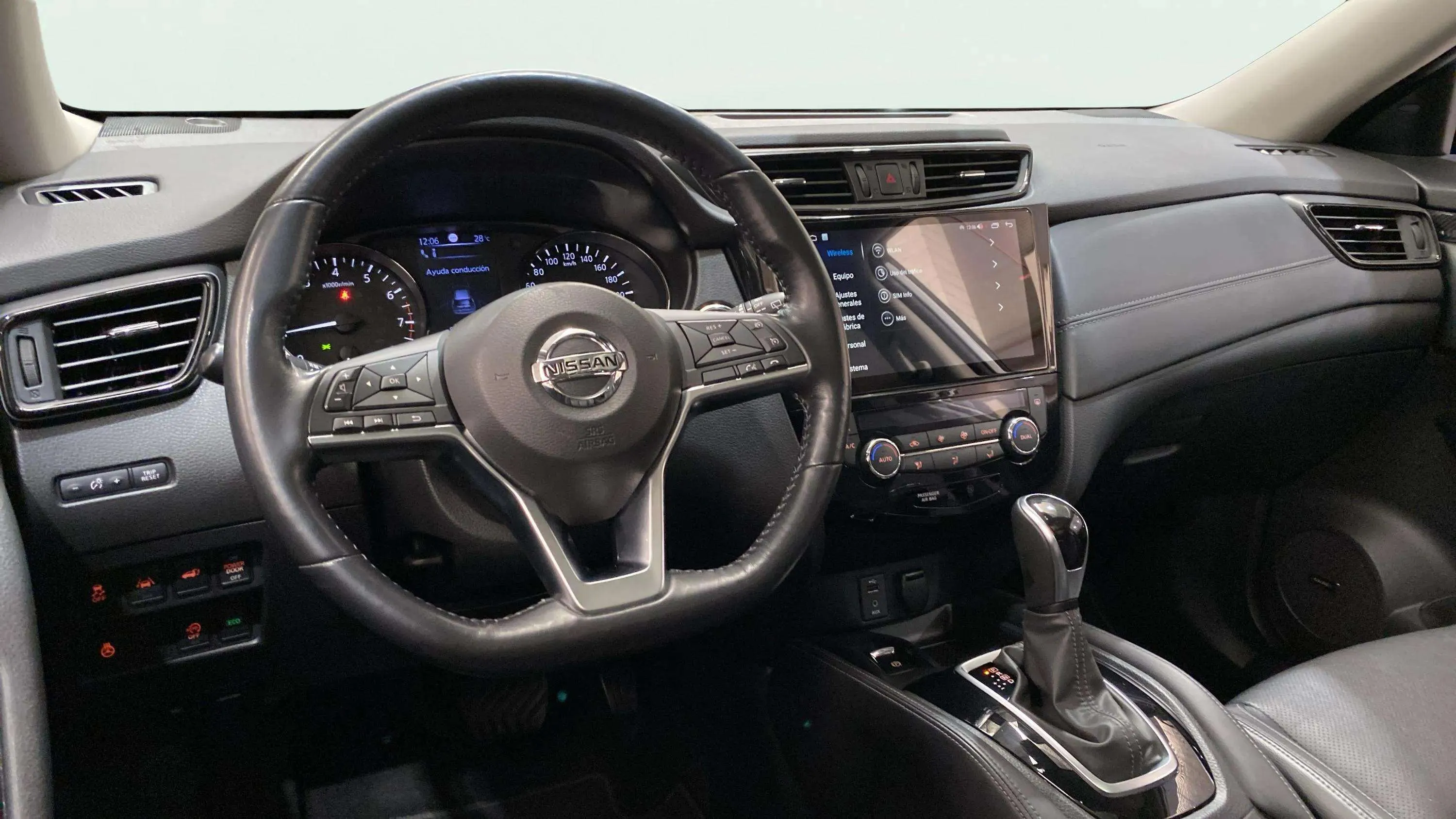 Nissan X-Trail DIG-T E6D DCT Tekna - foto 38